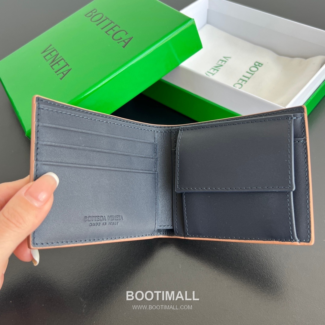 Bottega Veneta Intrecciato Bifold Calfskin Leather Gray Bifold Wallet 보테가 베네타 인트레치아토 반지갑 카프스킨 레더 그레이 11cm 22