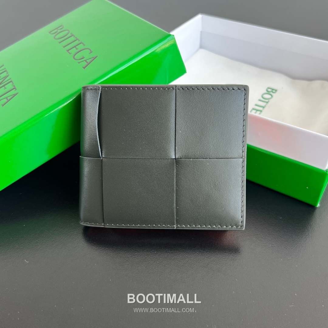 Bottega Veneta Intrecciato Bifold Calfskin Leather Gray Bifold Wallet 보테가 베네타 인트레치아토 반지갑 카프스킨 레더 그레이 11cm 36