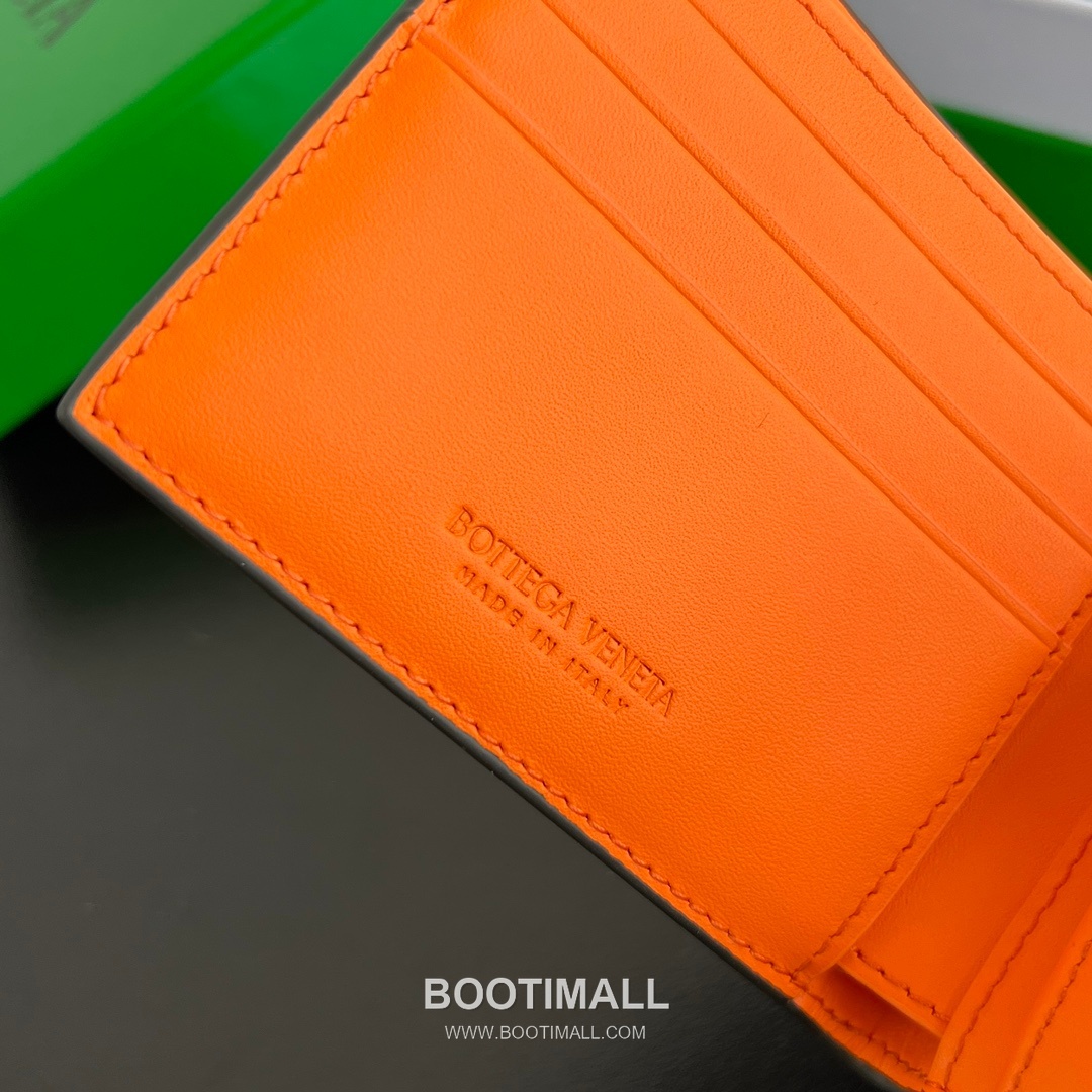 Bottega Veneta Intrecciato Bifold Calfskin Leather Gray Bifold Wallet 보테가 베네타 인트레치아토 반지갑 카프스킨 레더 그레이 11cm 43