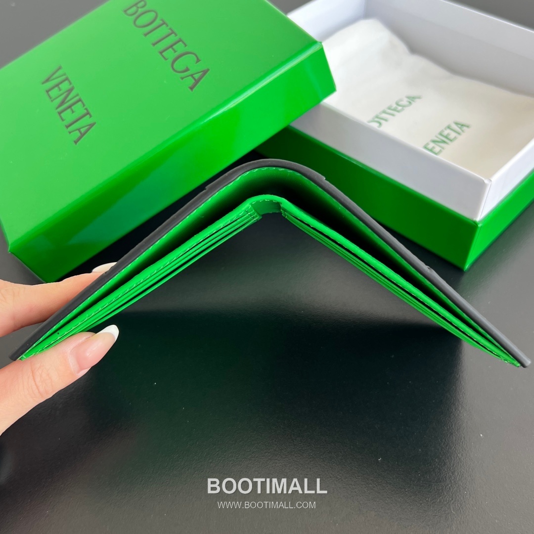 Bottega Veneta Intrecciato Bifold Calfskin Leather Gray Bifold Wallet 보테가 베네타 인트레치아토 반지갑 카프스킨 레더 그레이 11cm 59