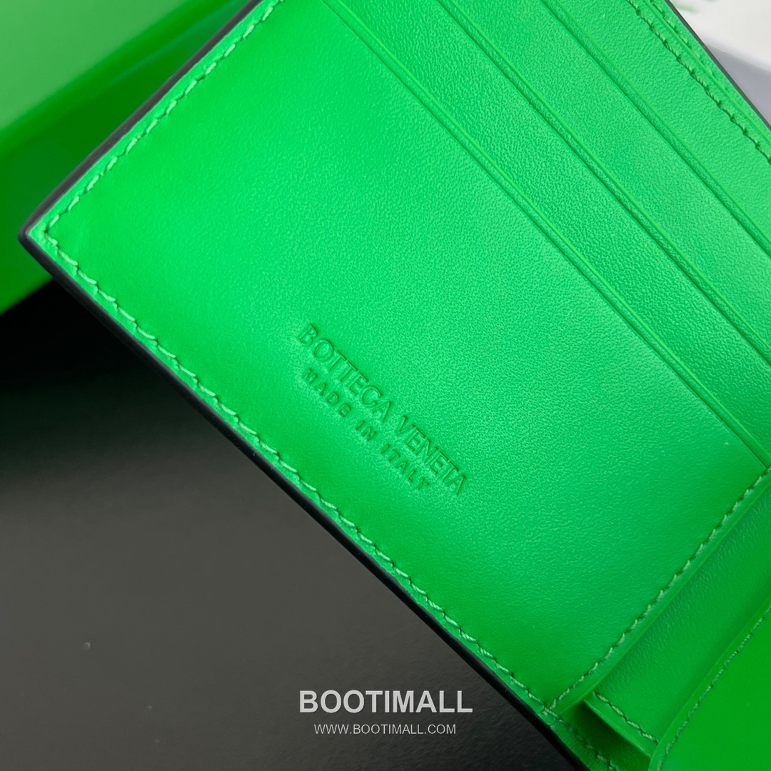Bottega Veneta Intrecciato Bifold Calfskin Leather Gray Bifold Wallet 보테가 베네타 인트레치아토 반지갑 카프스킨 레더 그레이 11cm 60