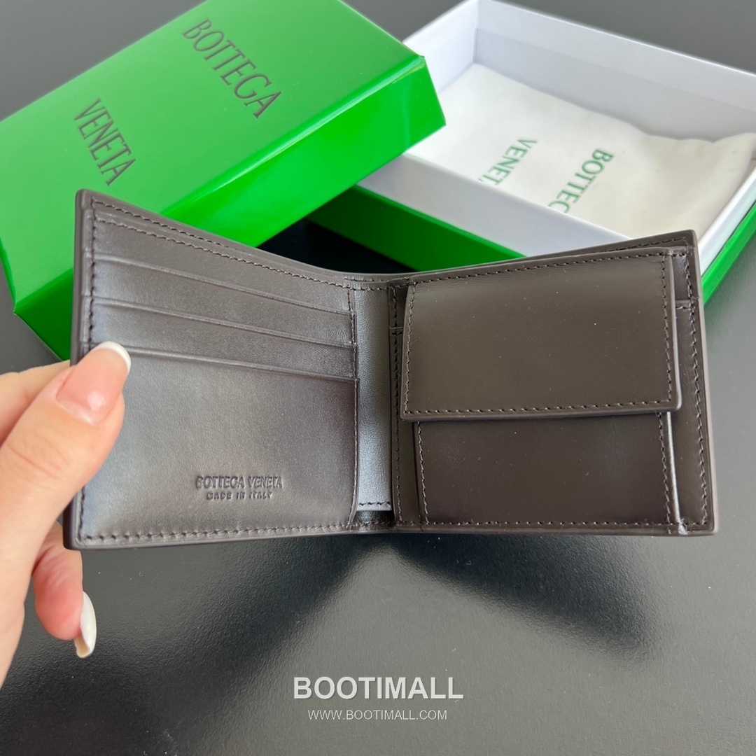 Bottega Veneta Intrecciato Bifold Calfskin Leather Gray Bifold Wallet 보테가 베네타 인트레치아토 반지갑 카프스킨 레더 그레이 11cm 67