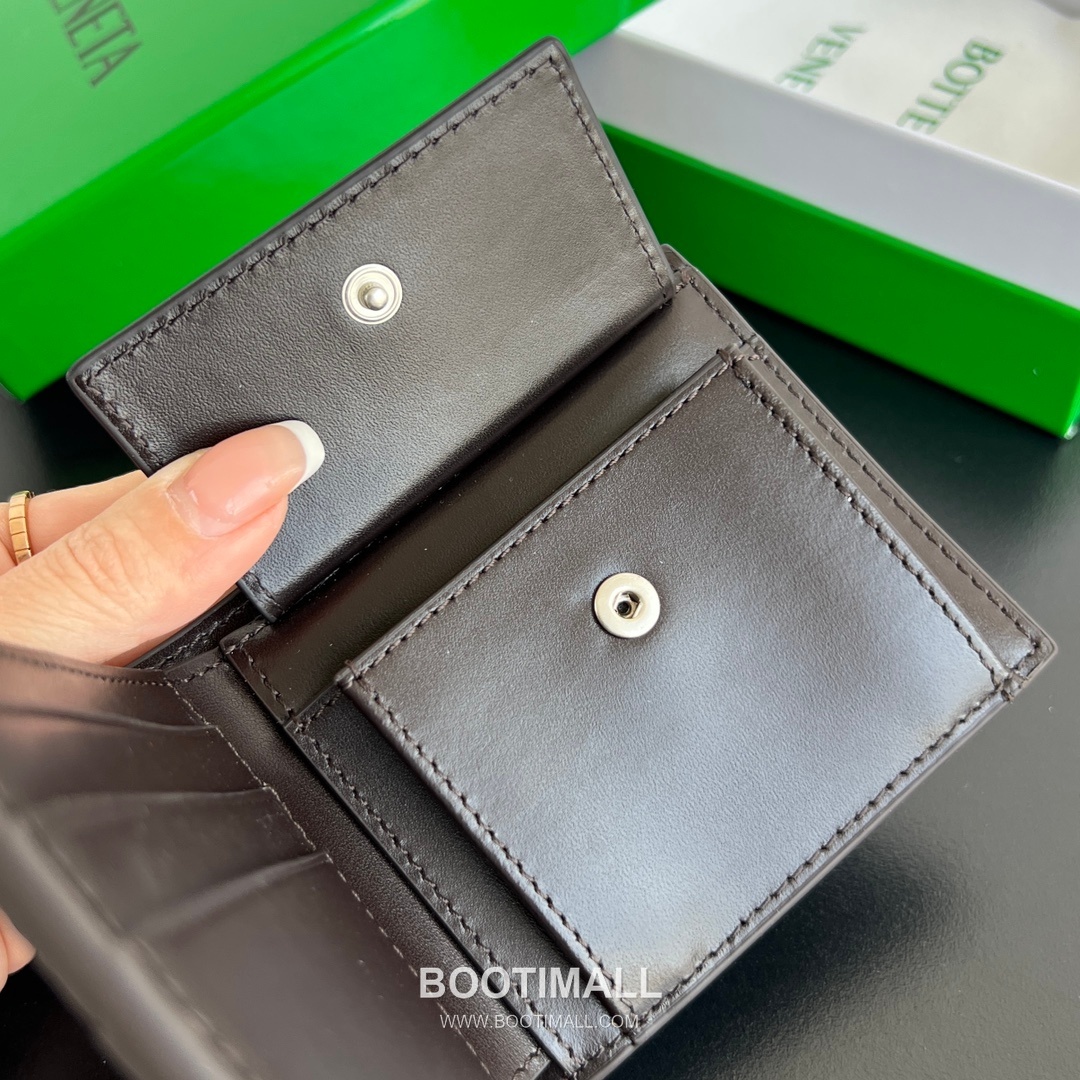 Bottega Veneta Intrecciato Bifold Calfskin Leather Gray Bifold Wallet 보테가 베네타 인트레치아토 반지갑 카프스킨 레더 그레이 11cm 69