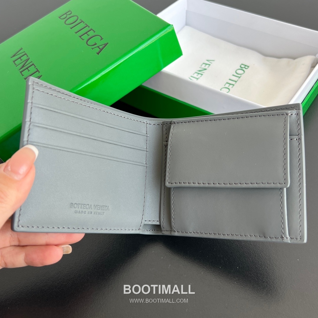 Bottega Veneta Intrecciato Bifold Calfskin Leather Gray Bifold Wallet 보테가 베네타 인트레치아토 반지갑 카프스킨 레더 그레이 11cm 76