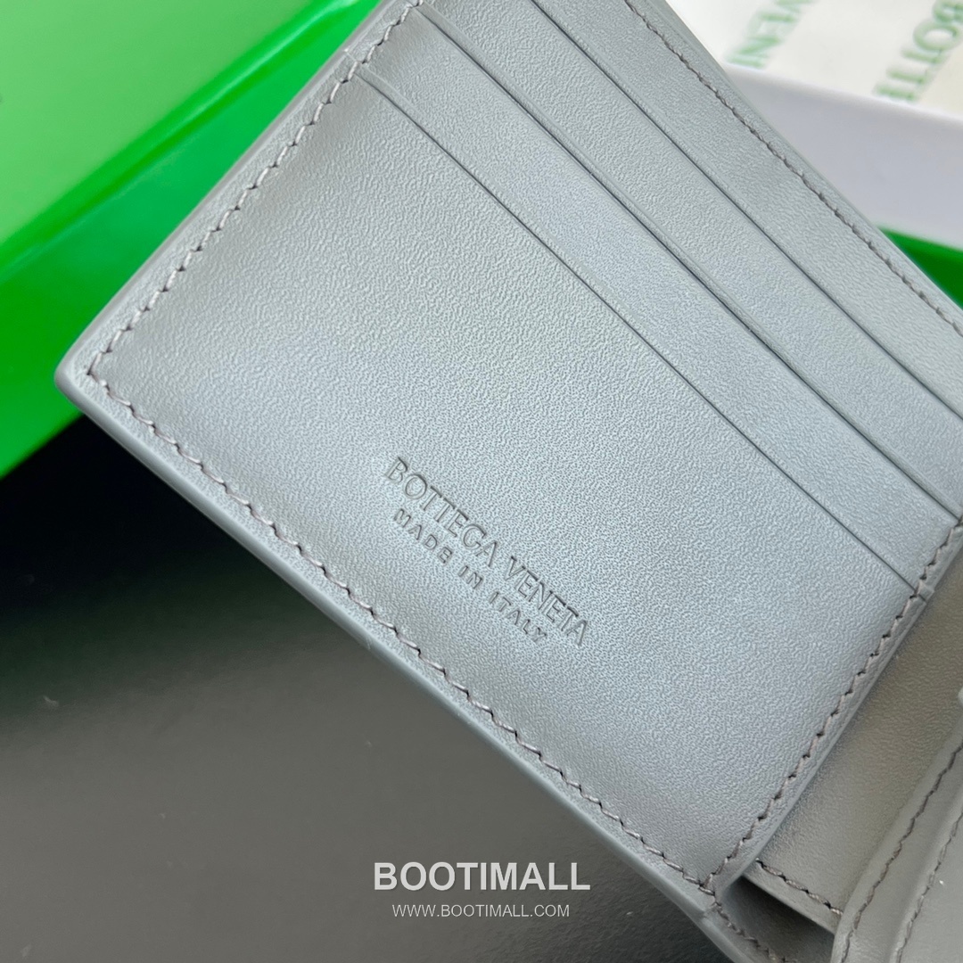Bottega Veneta Intrecciato Bifold Calfskin Leather Gray Bifold Wallet 보테가 베네타 인트레치아토 반지갑 카프스킨 레더 그레이 11cm 79