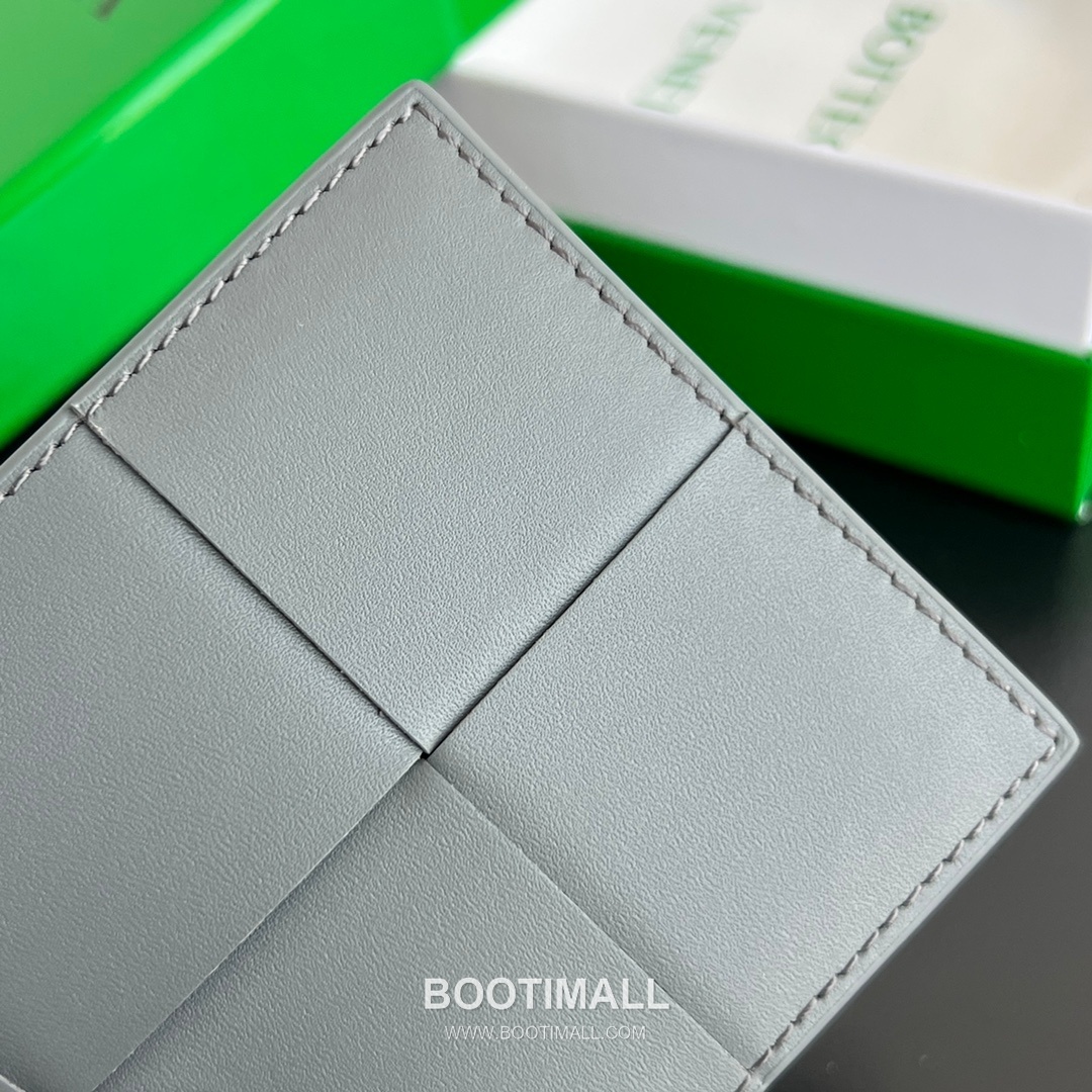 Bottega Veneta Intrecciato Bifold Calfskin Leather Gray Bifold Wallet 보테가 베네타 인트레치아토 반지갑 카프스킨 레더 그레이 11cm 80