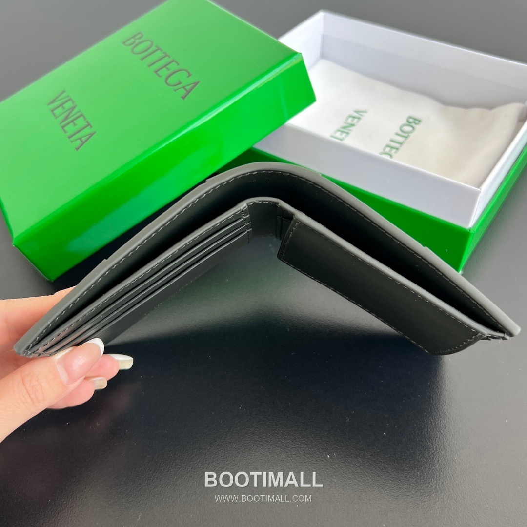 Bottega Veneta Intrecciato Bifold Calfskin Leather Gray Bifold Wallet 보테가 베네타 인트레치아토 반지갑 카프스킨 레더 그레이 11cm 86