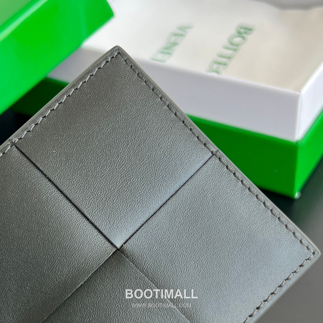 Bottega Veneta Intrecciato Bifold Calfskin Leather Gray Bifold Wallet 보테가 베네타 인트레치아토 반지갑 카프스킨 레더 그레이 11cm 89