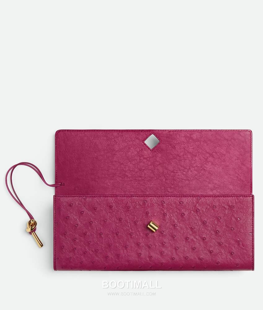 Bottega Veneta Andiamo Clutch Ostrich Leather Pink 보테가 베네타 안디아모 클러치 오스트리치 레더 핑크 31cm 2