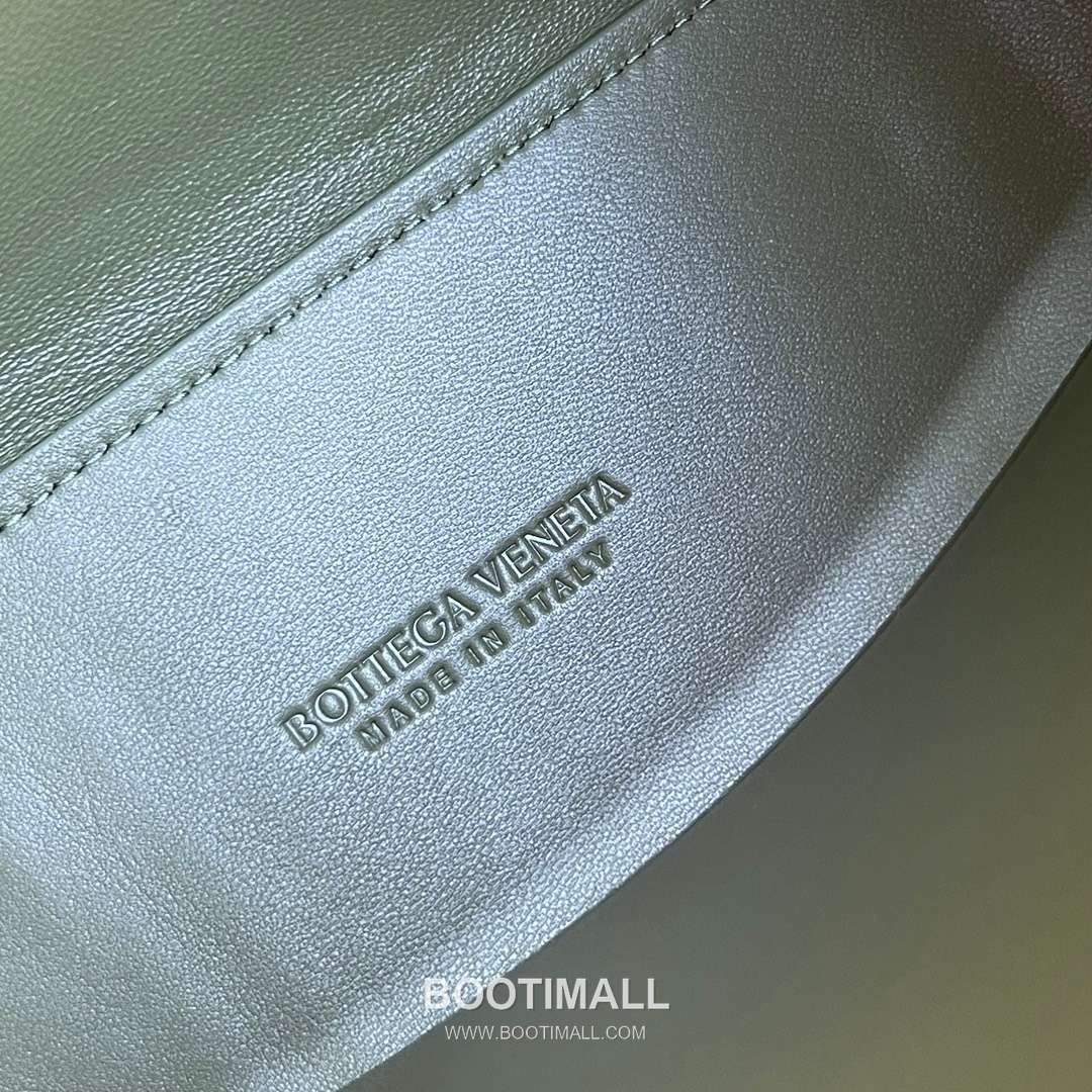 25 Small Tote Ostrich Leather Matcha Green Tote Bag 25 스몰 토트 오스트리치 레더 말차 그린 토트백 25cm 11