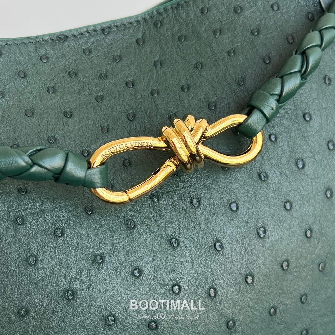 Bottega Veneta Andiamo Medium Ostrich Leather Black Top Handle Bag 보테가 베네타 안디아모 미디엄 오스트리치 레더 블랙 토트백 32cm 7