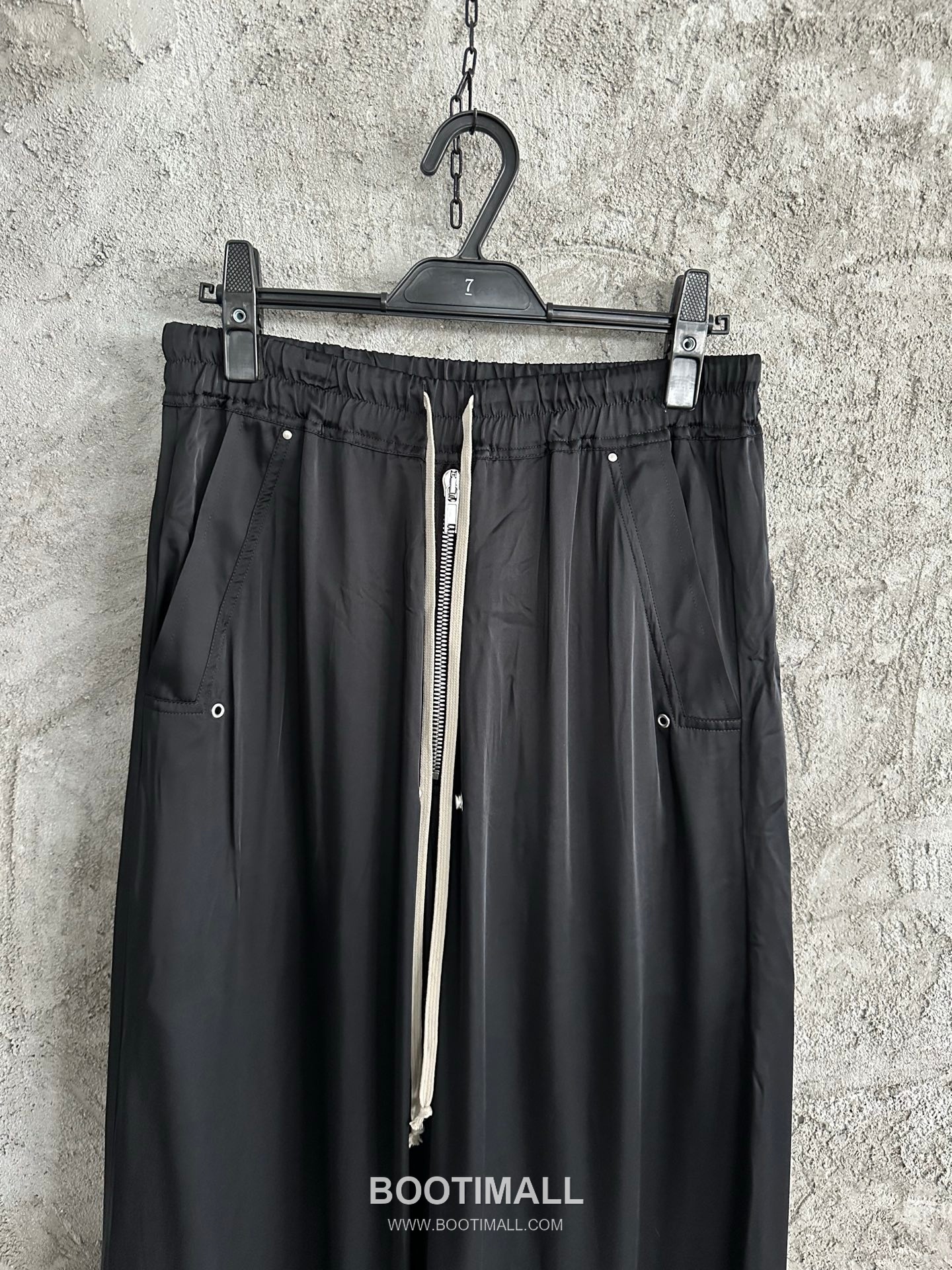 Drawstring Wide Pants Black 드로우스트링 와이드 팬츠 블랙 6