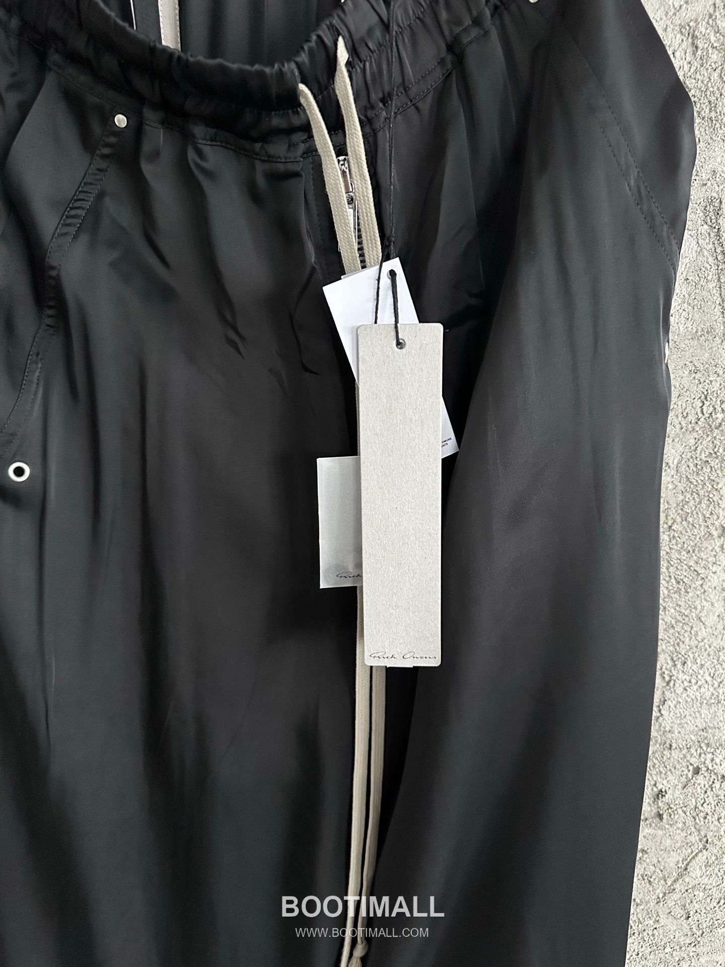 Drawstring Wide Pants Black 드로우스트링 와이드 팬츠 블랙 12