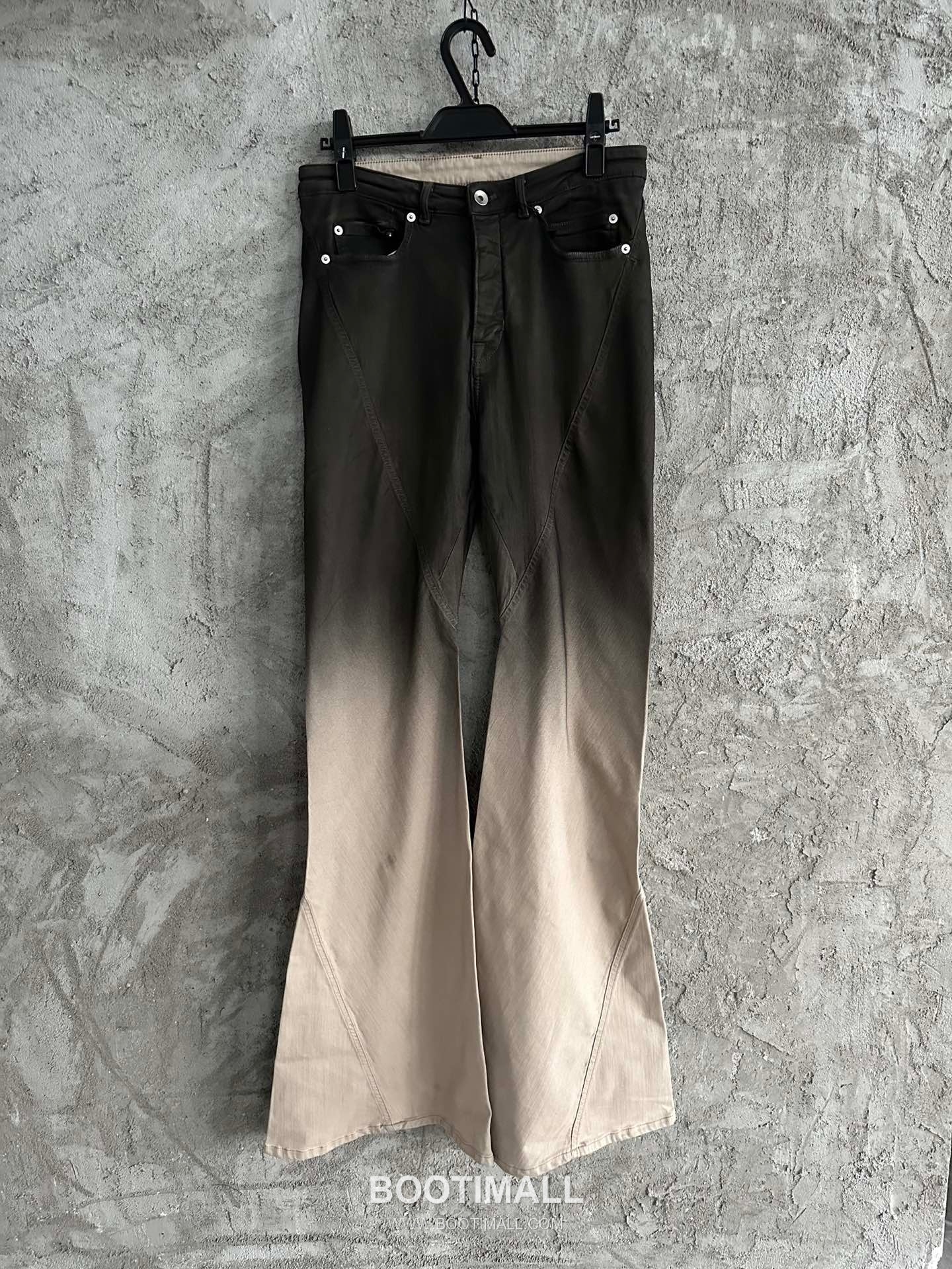 Rick Owens Gradient Flared Jeans Denim Black Pants 릭 오웬스 그라데이션 플레어 진 데님 블랙 팬츠 1
