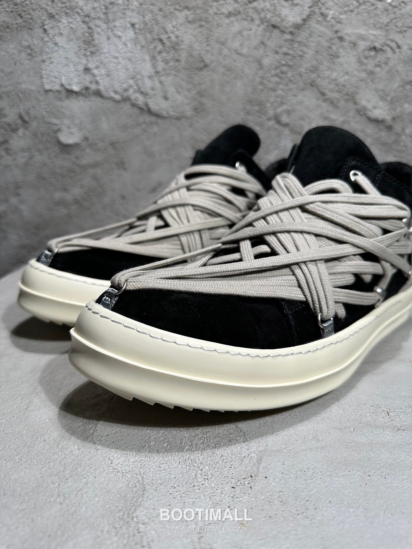 Rick Owens Lace-Up Low Sneakers Suede Cowhide Black 릭오웬스 레이스업 로우 스니커즈 스웨이드 소가죽 블랙 2