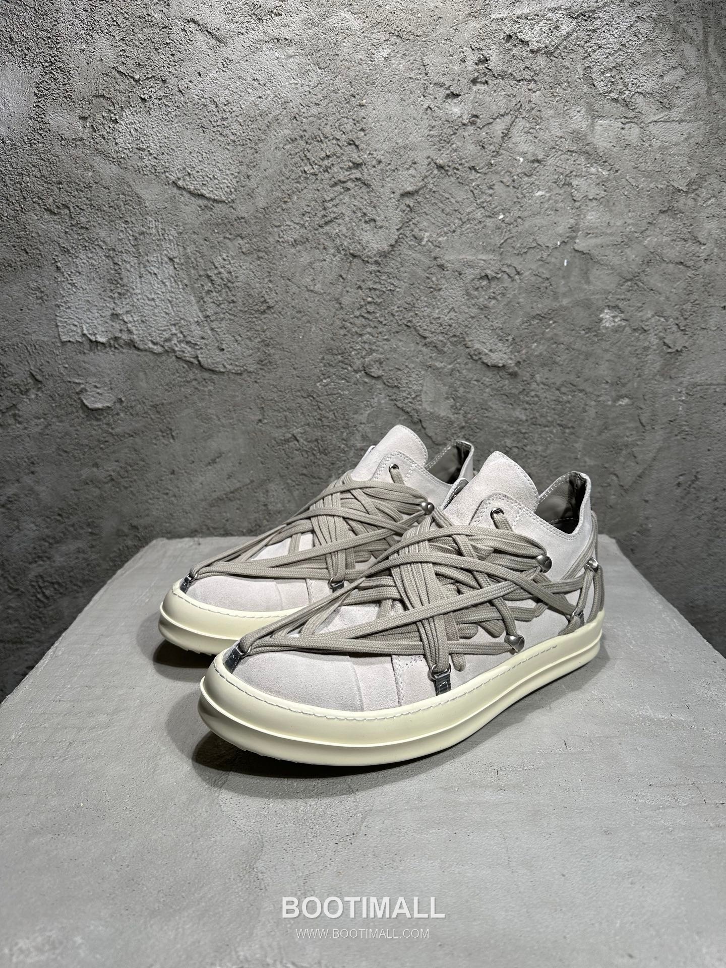 Rick Owens Lace-Up Low Sneakers Suede Cowhide Black 릭오웬스 레이스업 로우 스니커즈 스웨이드 소가죽 블랙 1