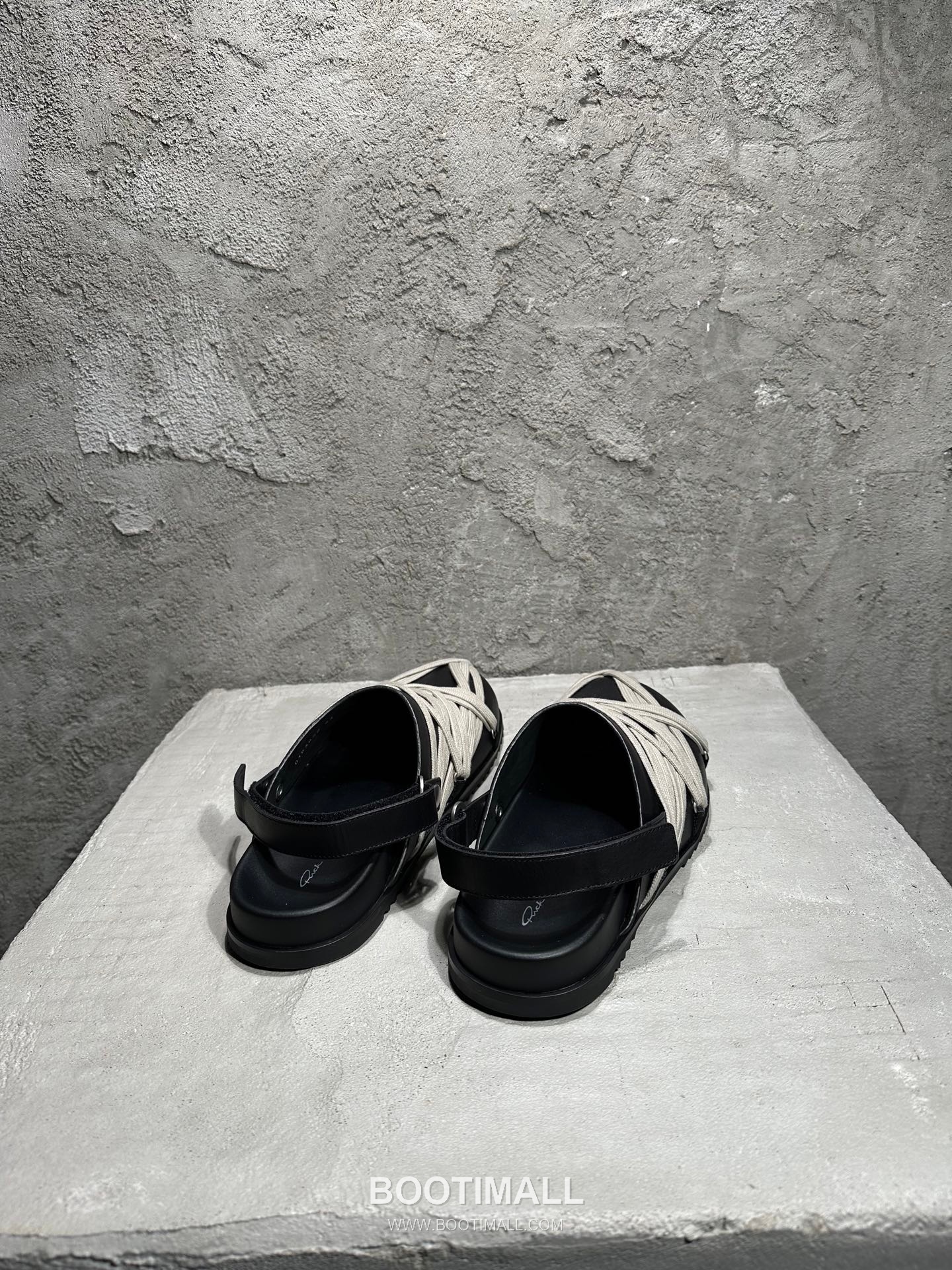 Rick Owens Strappy Sandals Grained Calfskin Leather Black 릭오웬스 스트랩 샌들 그레인 카프스킨 레더 블랙 7