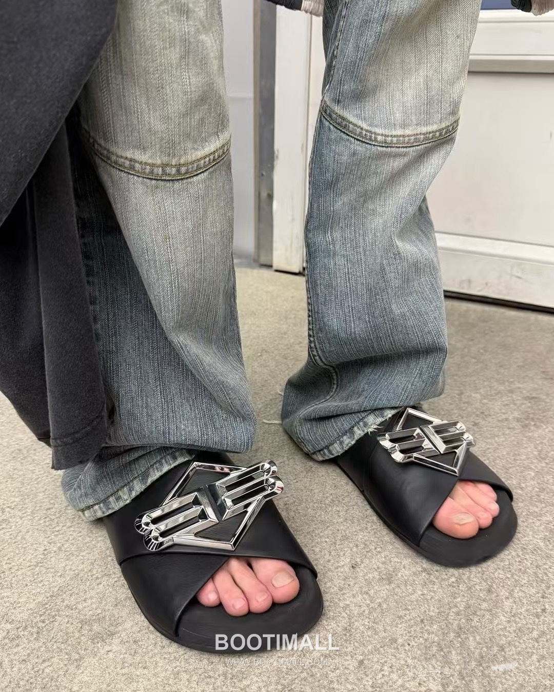 Balenciaga B Logo Slides Leather Rubber Black 발렌시아가 B 로고 슬라이드 가죽 러버 블랙 6