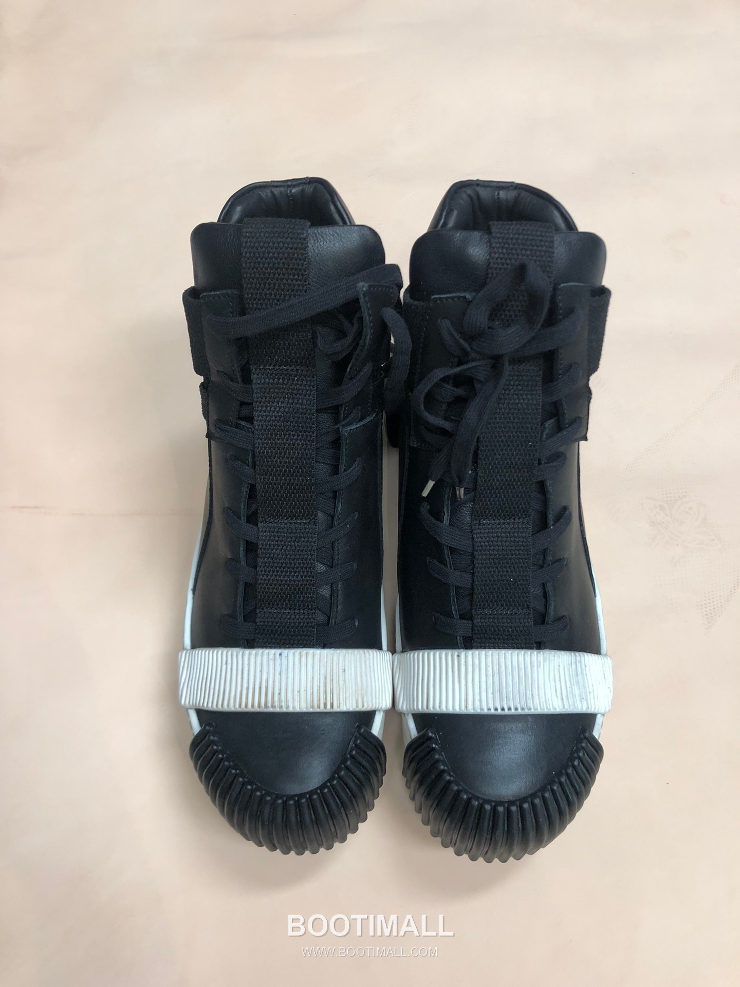 Boris Bidjan Saberi Dark 11 Sneakers Cowhide Calfskin Black 보리스 비잔 사베리 다크 11 스니커즈 소가죽 송아지가죽 블랙 2