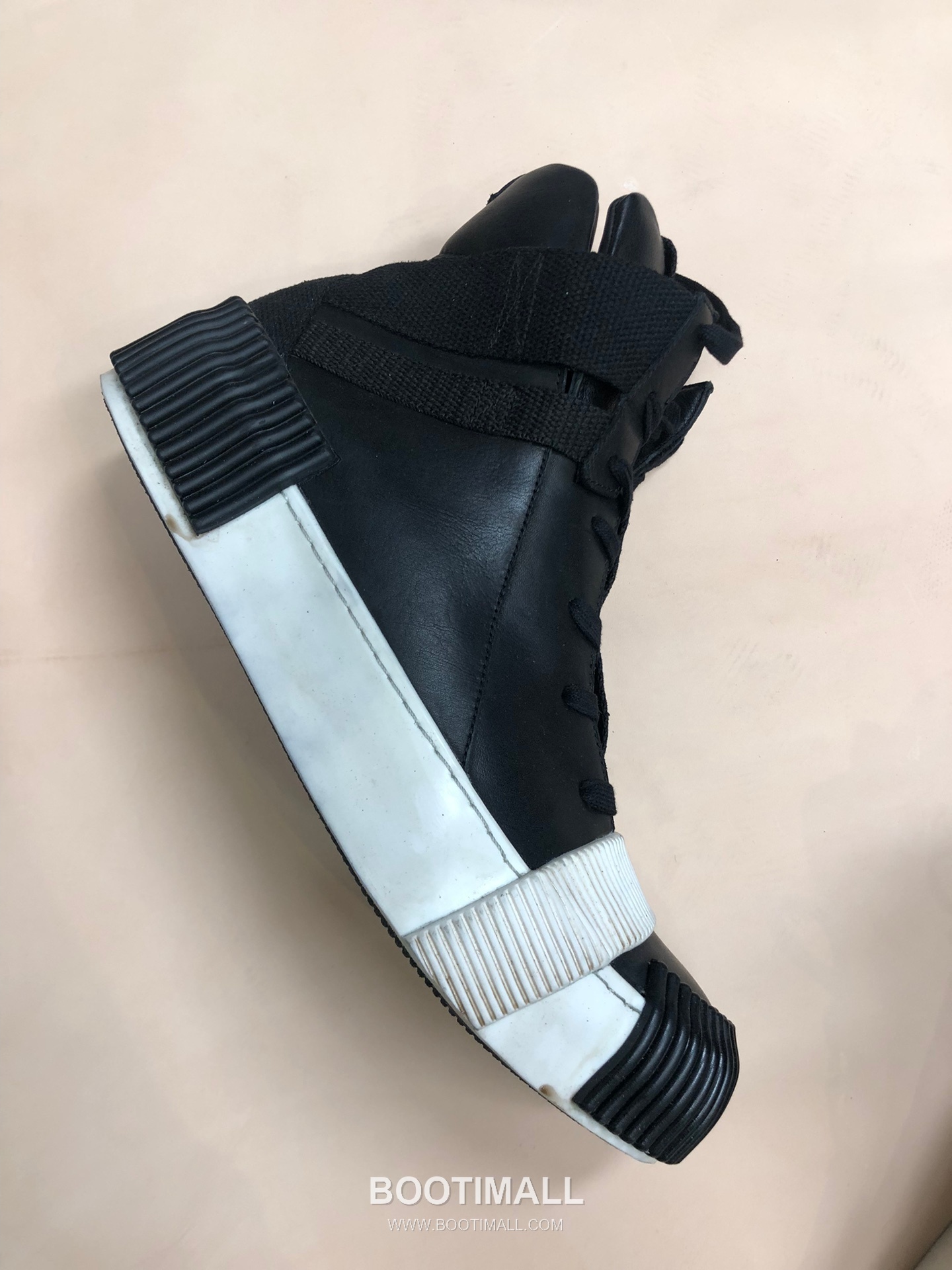 Boris Bidjan Saberi Dark 11 Sneakers Cowhide Calfskin Black 보리스 비잔 사베리 다크 11 스니커즈 소가죽 송아지가죽 블랙 3