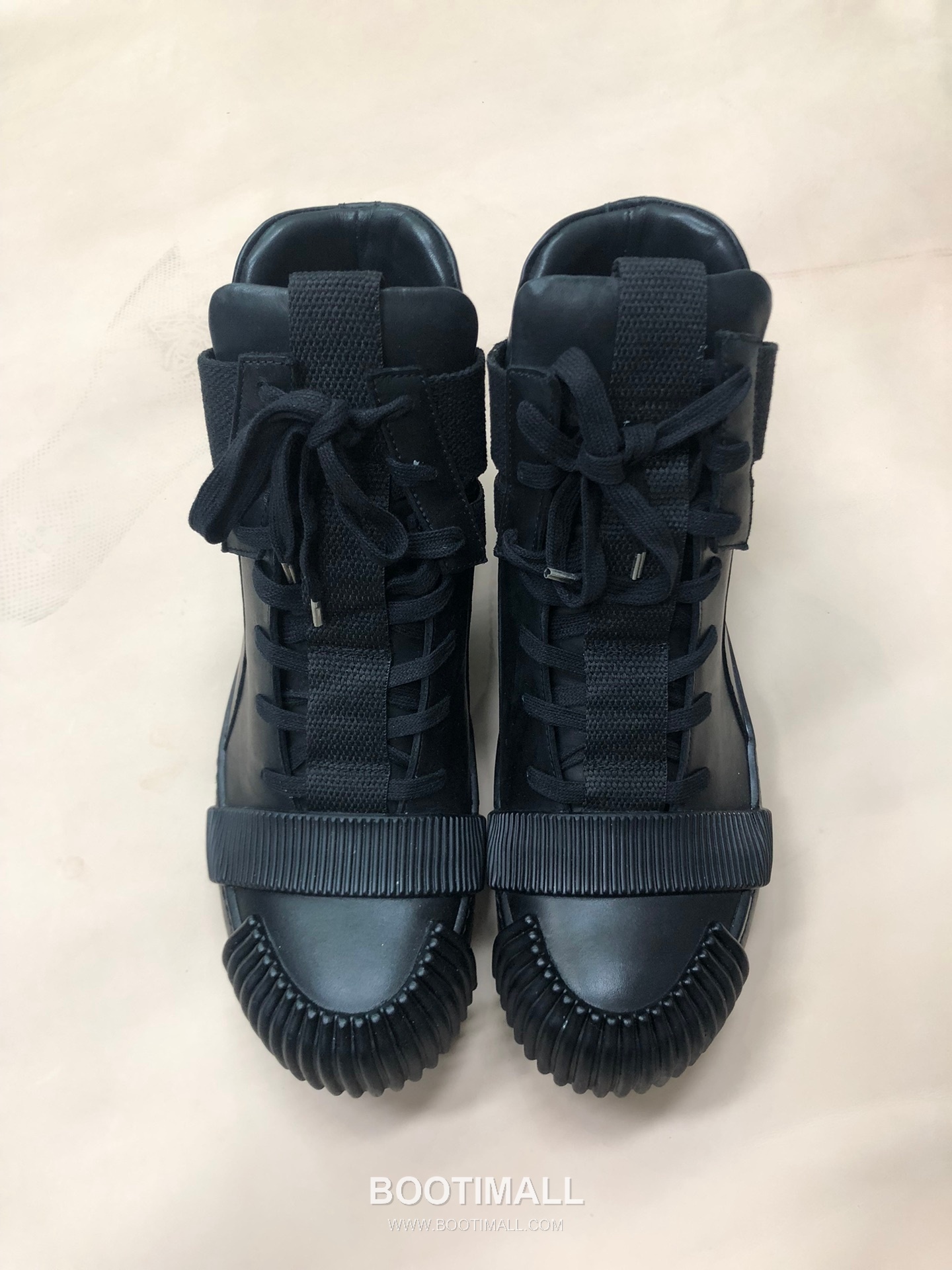 Boris Bidjan Saberi Dark 11 Sneakers Cowhide Calfskin Black 보리스 비잔 사베리 다크 11 스니커즈 소가죽 송아지가죽 블랙 2