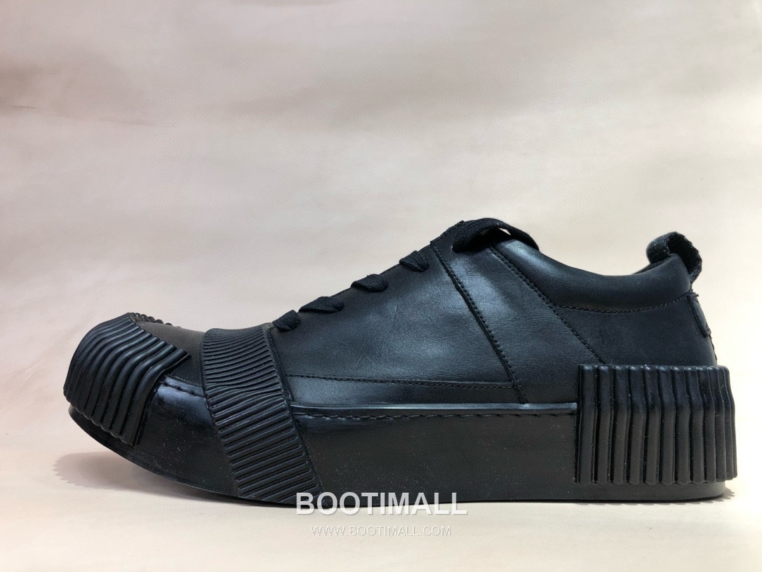 Boris Bidjan Saberi Dark 11 Sneakers Cowhide Calfskin Black 보리스 비잔 사베리 다크 11 스니커즈 소가죽 송아지가죽 블랙 1