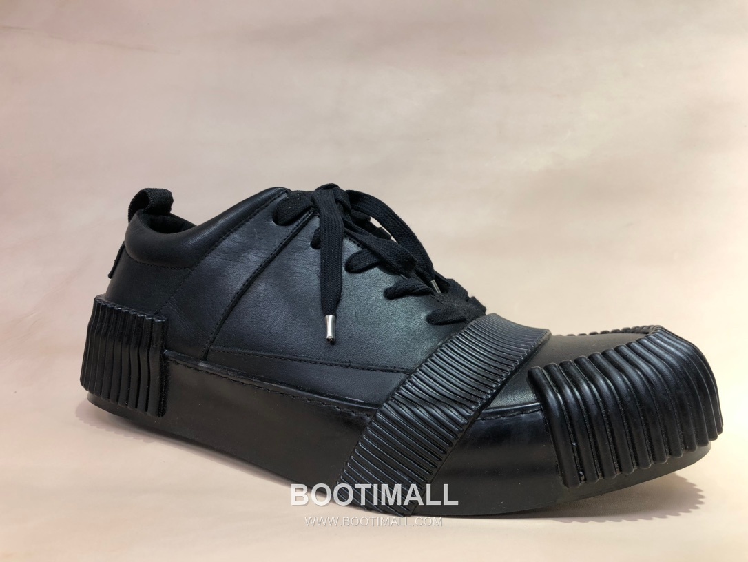 Boris Bidjan Saberi Dark 11 Sneakers Cowhide Calfskin Black 보리스 비잔 사베리 다크 11 스니커즈 소가죽 송아지가죽 블랙 2