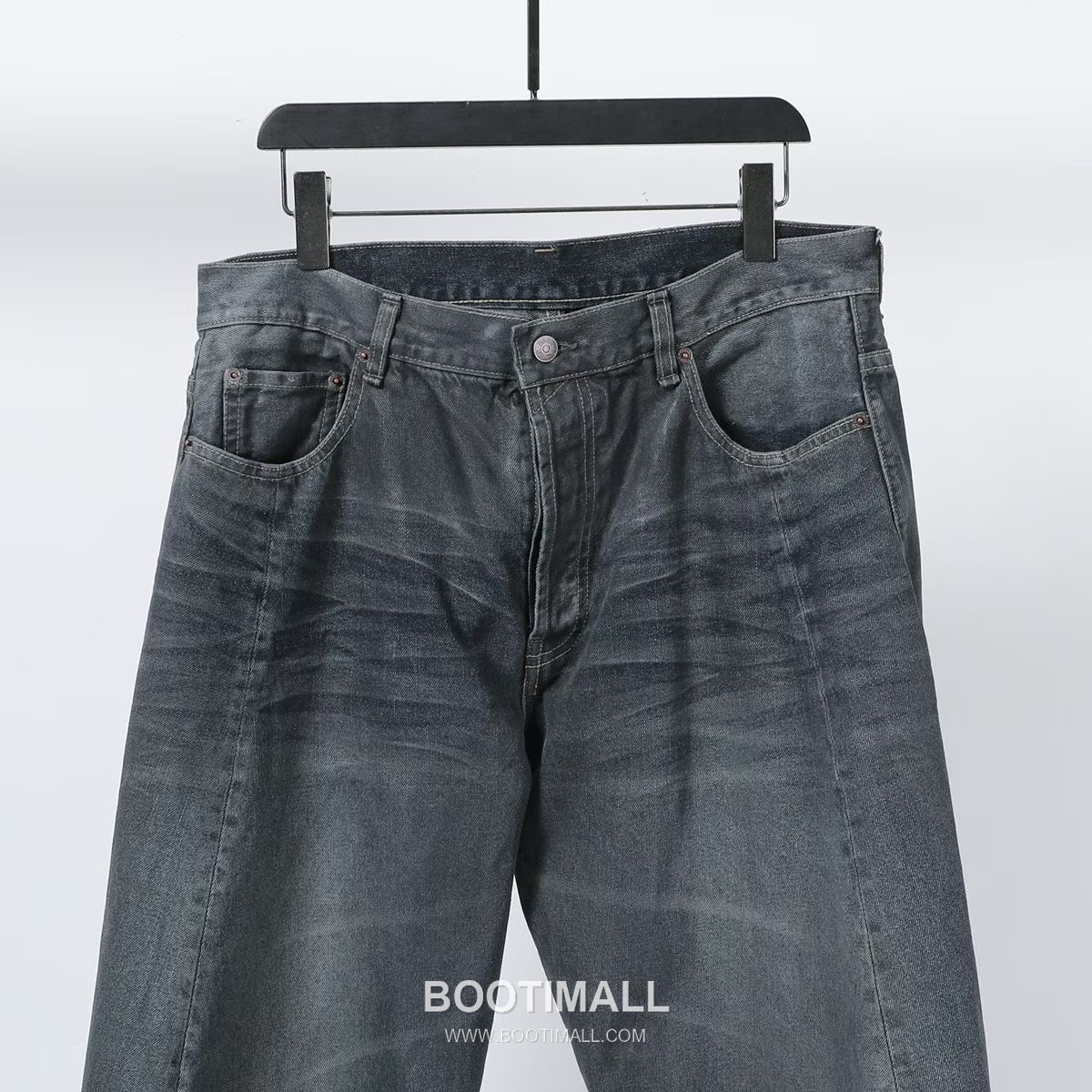 Acne Studios Waxed Curved Jeans Cotton Black 아크네스튜디오 왁스 코팅 커브드 진 코튼 블랙 6