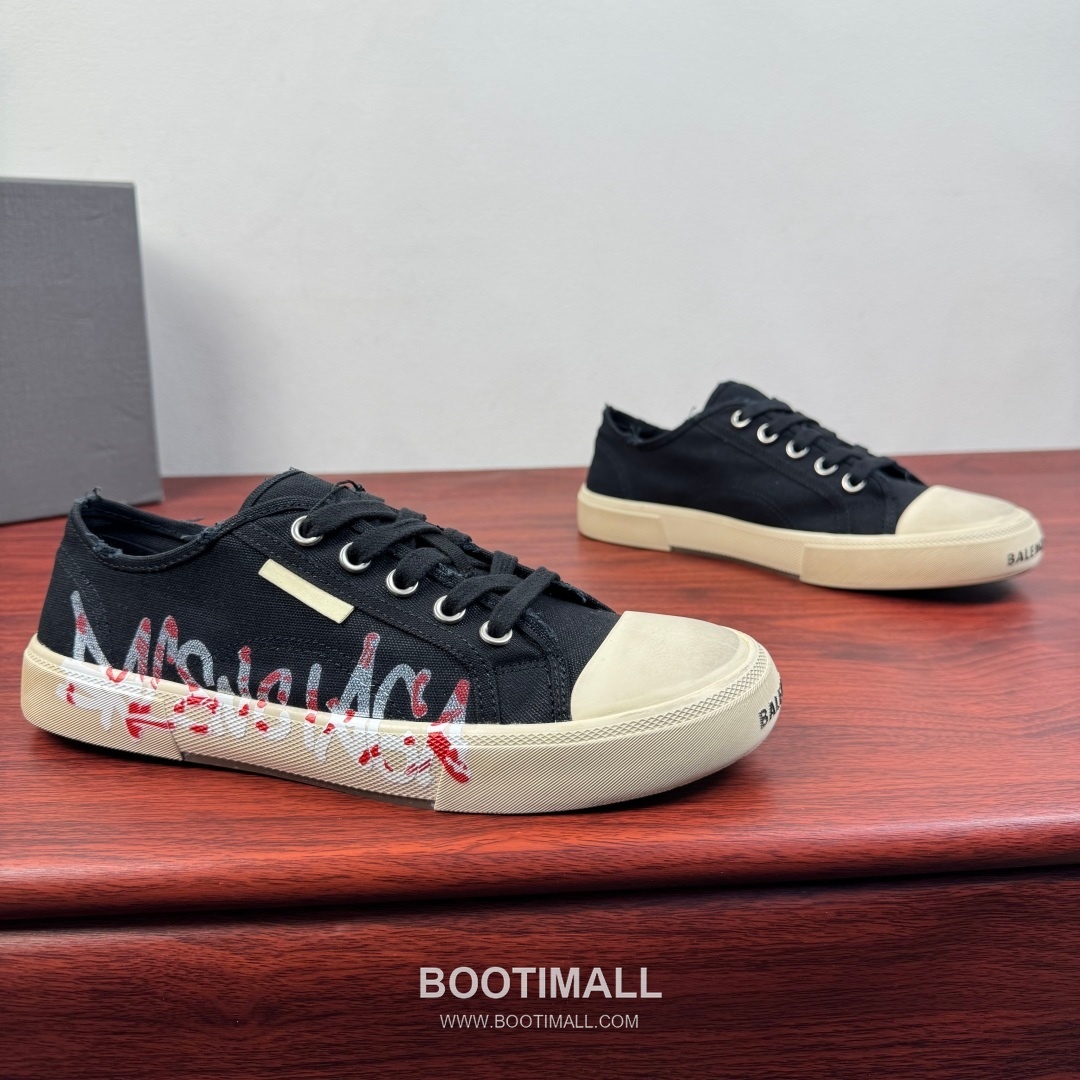 Balenciaga Paris Canvas Sneaker Canvas Rubber Off-White Sneakers 발렌시아가 파리 캔버스 스니커즈 캔버스 러버 오프화이트 1