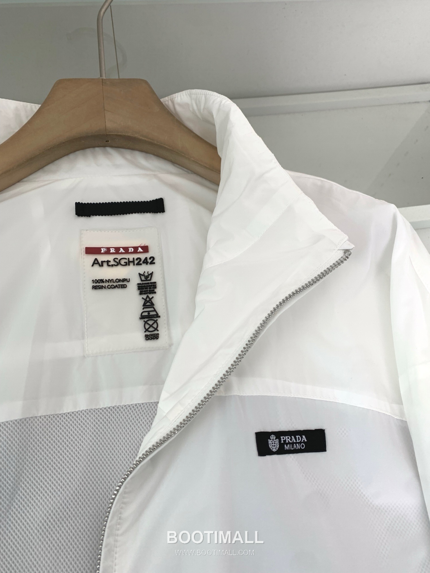 Prada Stand Collar Jacket Fiber Fabric Black 프라다 스탠드 칼라 자켓 섬유 소재 블랙 7