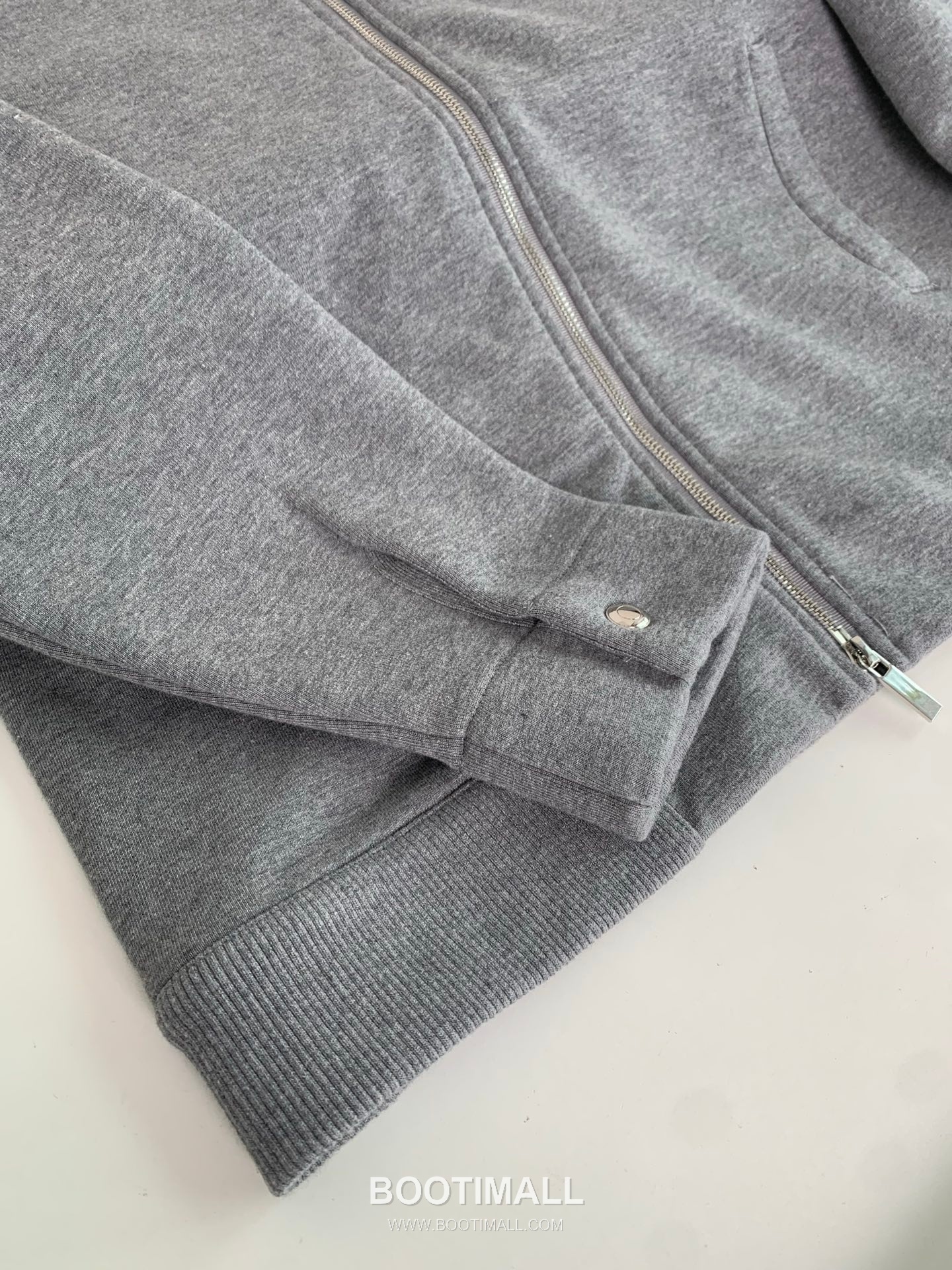 Thom Browne 2026 Pre-Spring Cardigan Cotton Navy 톰브라운 2026 프리 스프링 카디건 코튼 네이비 5