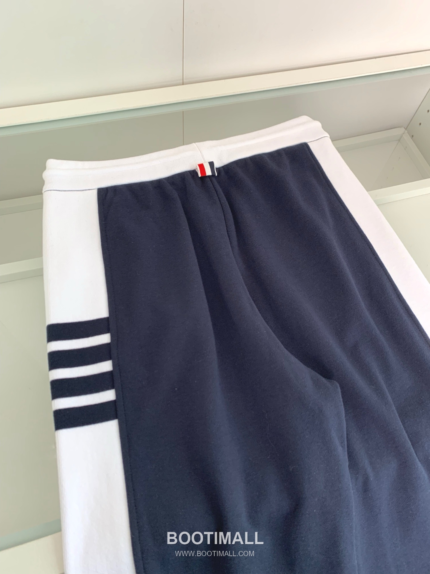 Thom Browne 2026 Pre-Spring Sweatpants Cotton Navy 톰브라운 2026 프리 스프링 스웻팬츠 코튼 네이비 7