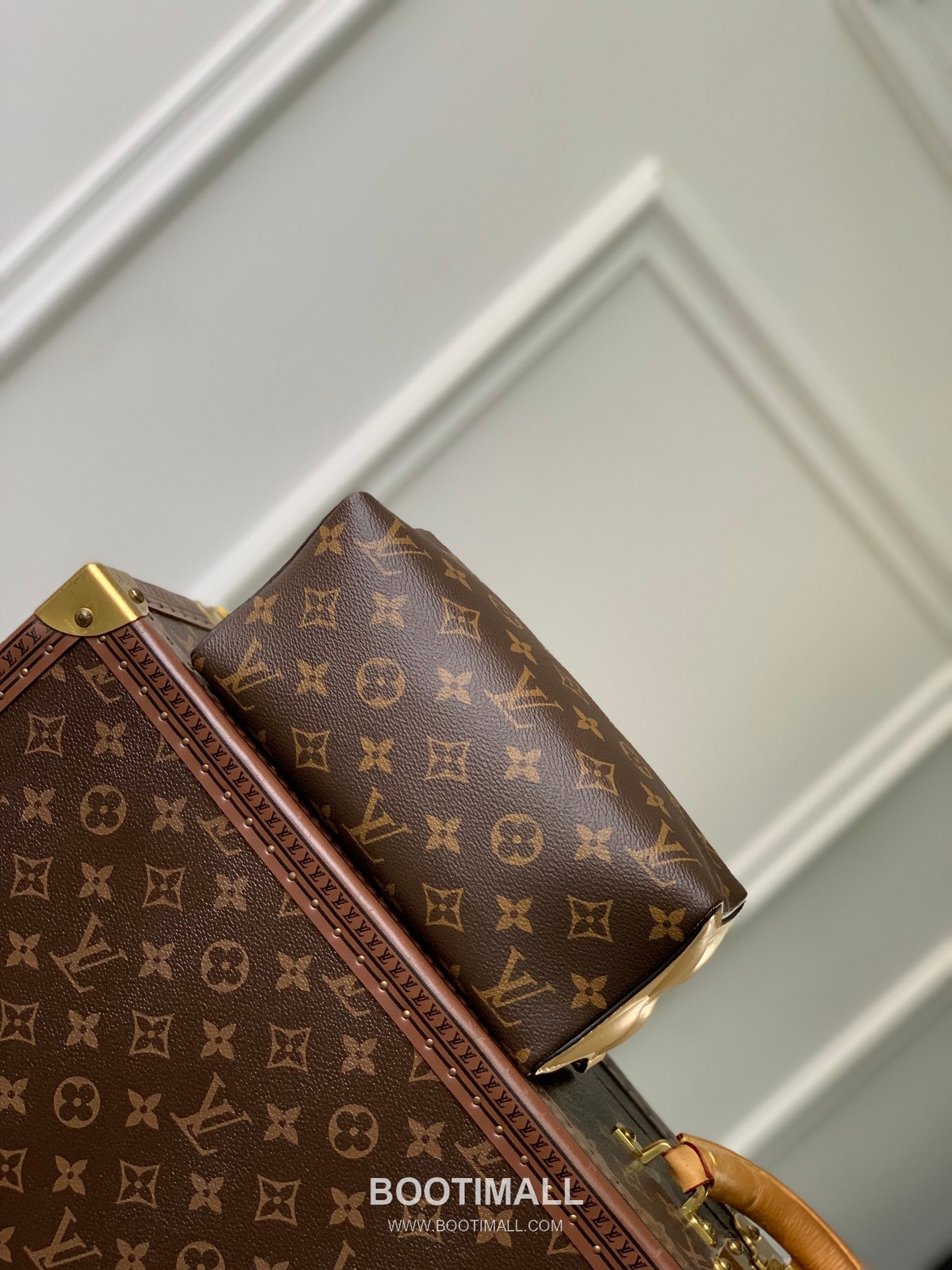 Louis Vuitton Bloom Pouch Monogram Canvas Brown 루이비통 블룸 파우치 M11672 모노그램 캔버스 브라운 22.5cm 4