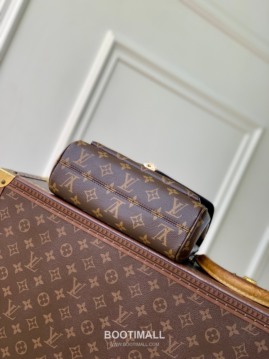 Louis Vuitton Saint Germain BB Monogram Canvas Black Top Handle Bag 루이비통 생제르맹 BB M26398 모노그램 캔버스 블랙 탑핸들백 24cm 4