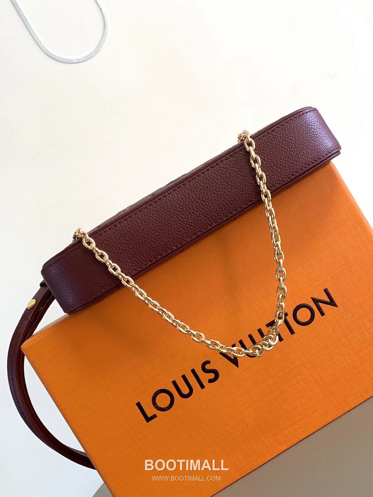 Louis Vuitton Easy Pouch Monogram Leather Dune 루이비통 이지 파우치 모노그램 레더 샌드 19cm 4