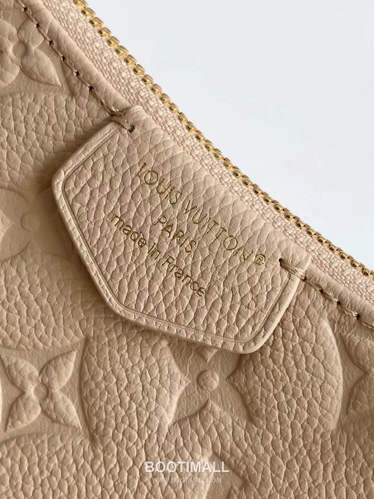 Louis Vuitton Easy Pouch Monogram Leather Dune 루이비통 이지 파우치 모노그램 레더 샌드 19cm 5