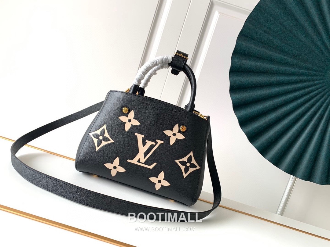 Louis Vuitton Montaigne BB Monogram Empreinte Leather Grey Top Handle Bag 루이비통 몽테뉴 BB M41053 모노그램 앙프렝뜨 레더 그레이 토트백 29cm 3