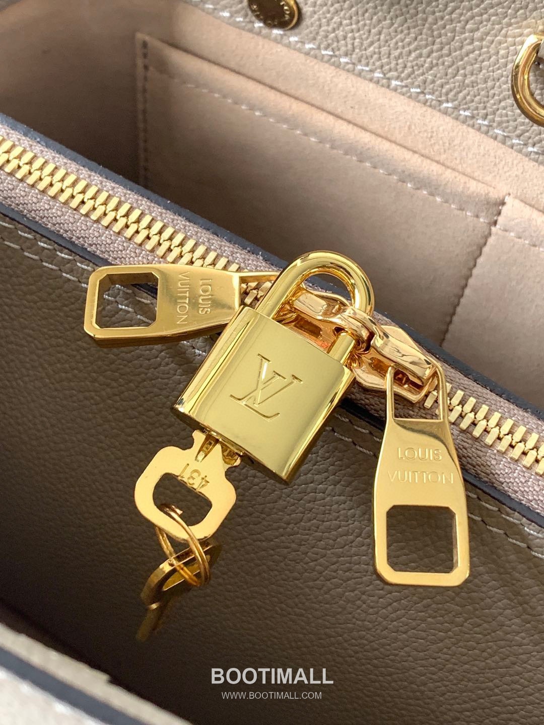 Louis Vuitton Montaigne BB Monogram Empreinte Leather Grey Handbag 루이비통 몽테뉴 BB M41053 모노그램 앙프렝뜨 레더 그레이 핸드백 29cm 8