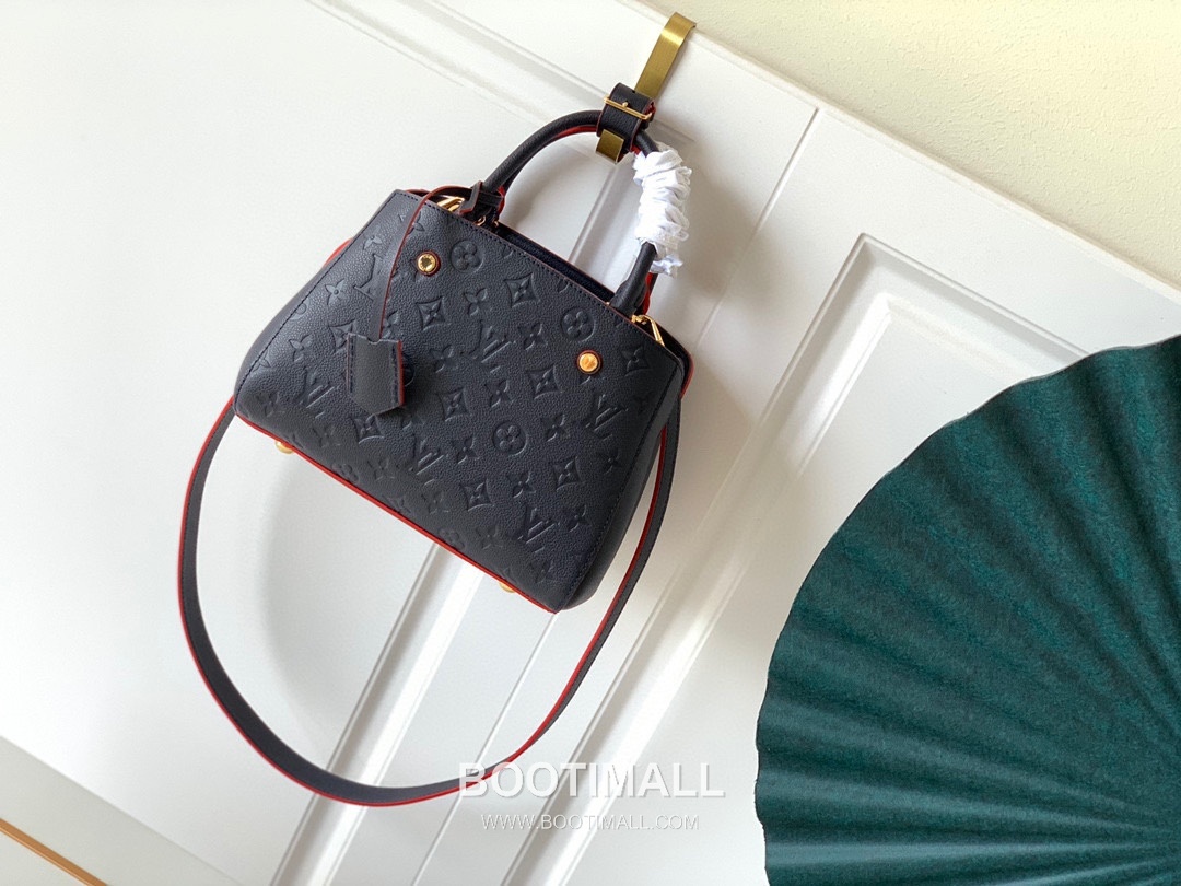 Louis Vuitton Montaigne Handbag Monogram Empreinte Leather Black 루이비통 몽테뉴 핸드백 M41053 모노그램 앙프렝뜨 레더 블랙 29cm 1