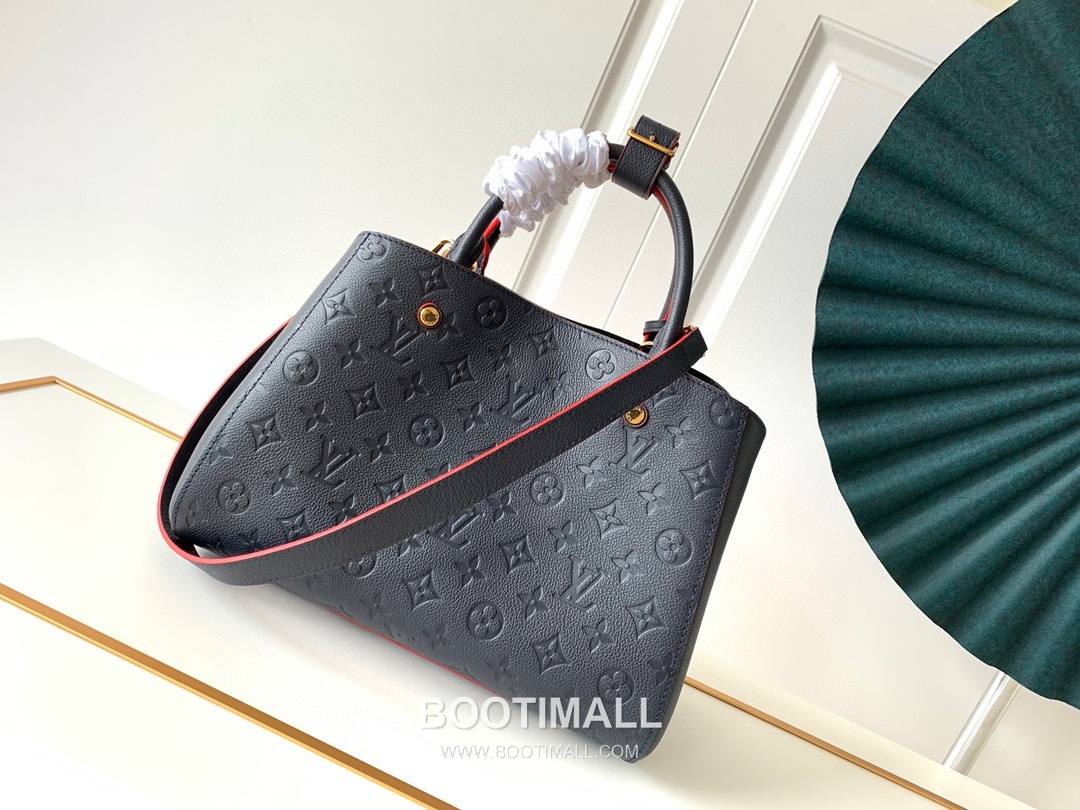 Louis Vuitton Montaigne MM Monogram Empreinte Leather Black Handbag 루이비통 몽테뉴 MM M41048 모노그램 앙프렝뜨 레더 블랙 핸드백 33cm 4
