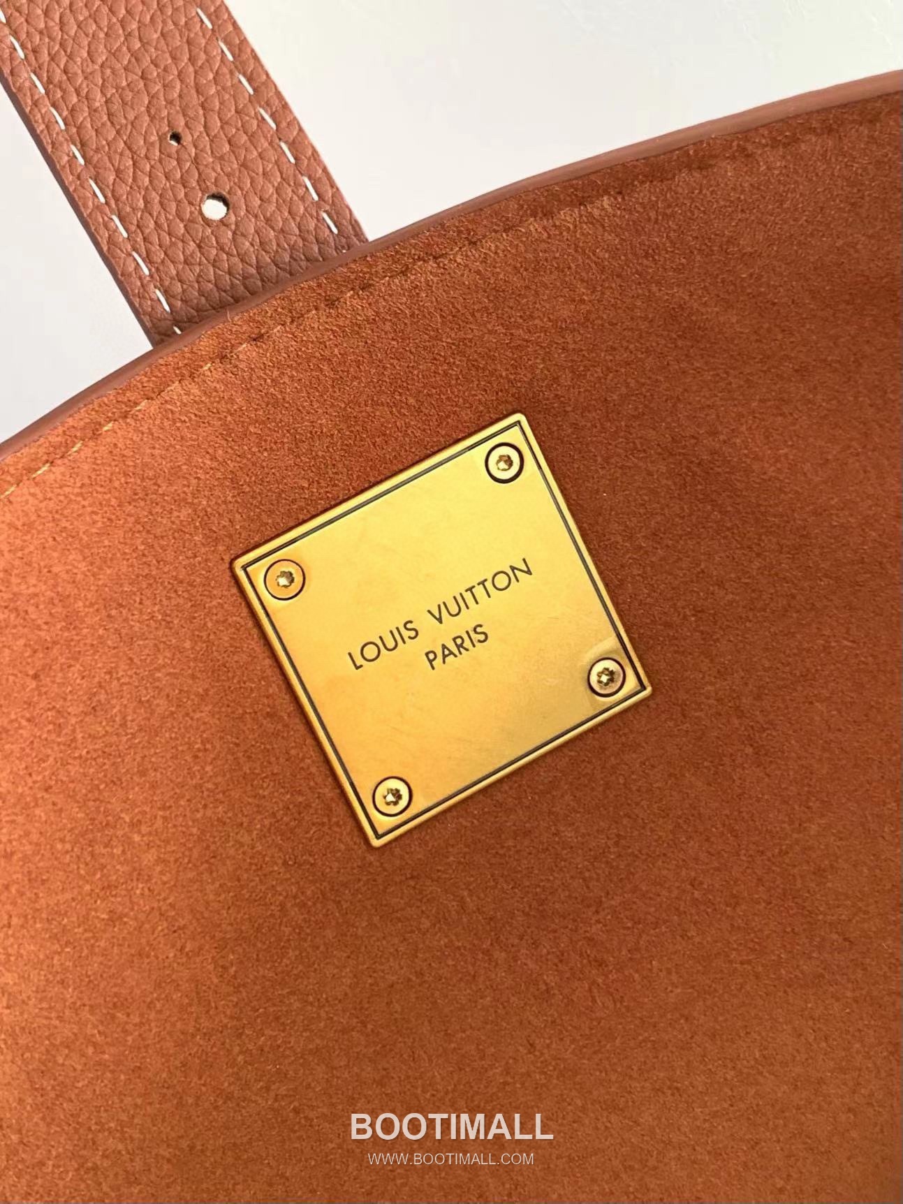 Louis Vuitton Low Key Cabas MM Grained Cowhide Leather Black Tote Bag 루이비통 로우 키 카바스 미디엄 그레인드 소가죽 블랙 토트백 47cm 7