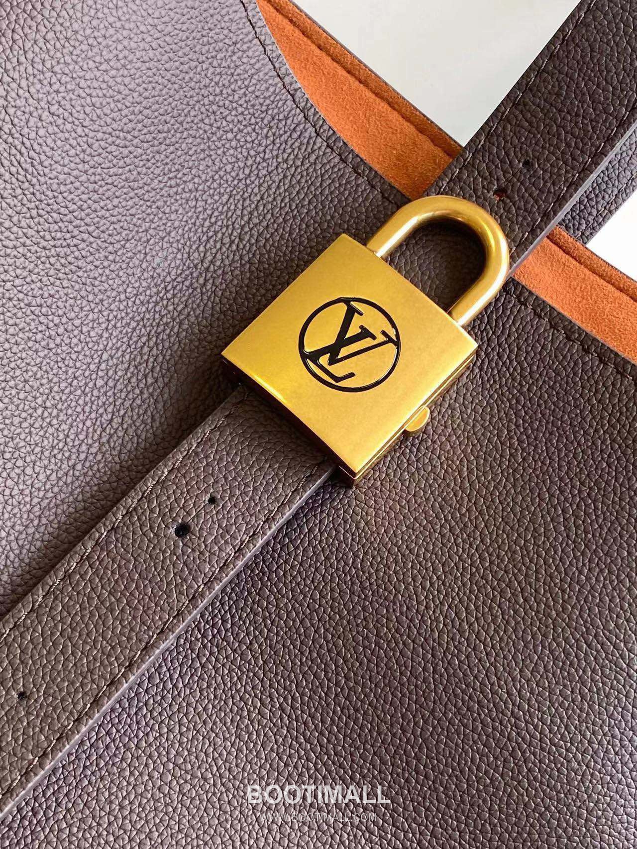 Louis Vuitton Low Key Cabas MM Grained Cowhide Leather Black Tote Bag 루이비통 로우 키 카바스 미디엄 그레인드 소가죽 블랙 토트백 47cm 5