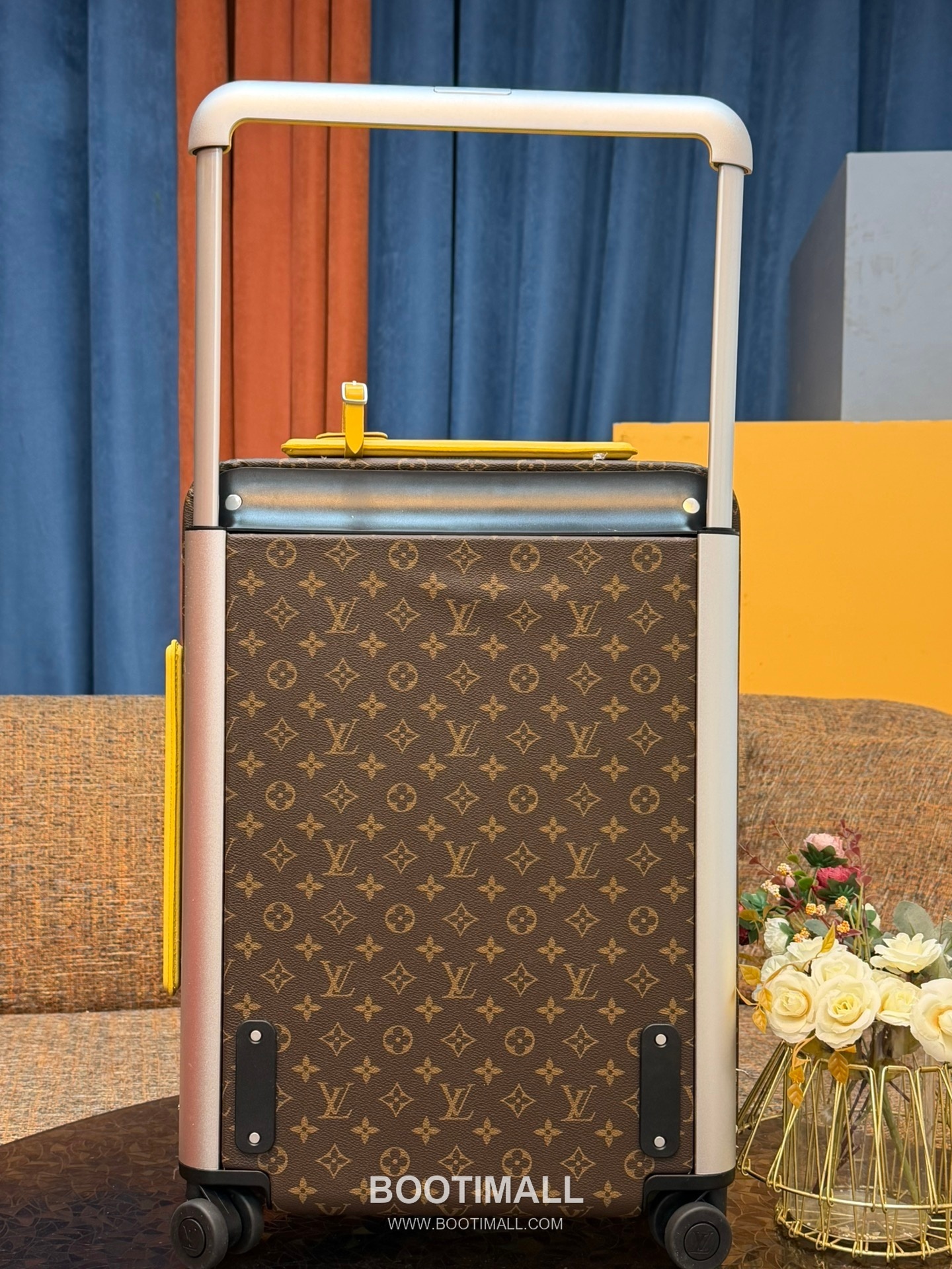 Louis Vuitton Trolley Coated Canvas Monogram Suitcase 루이비통 AM12614 트롤리 코팅 캔버스 모노그램 캐리어 2