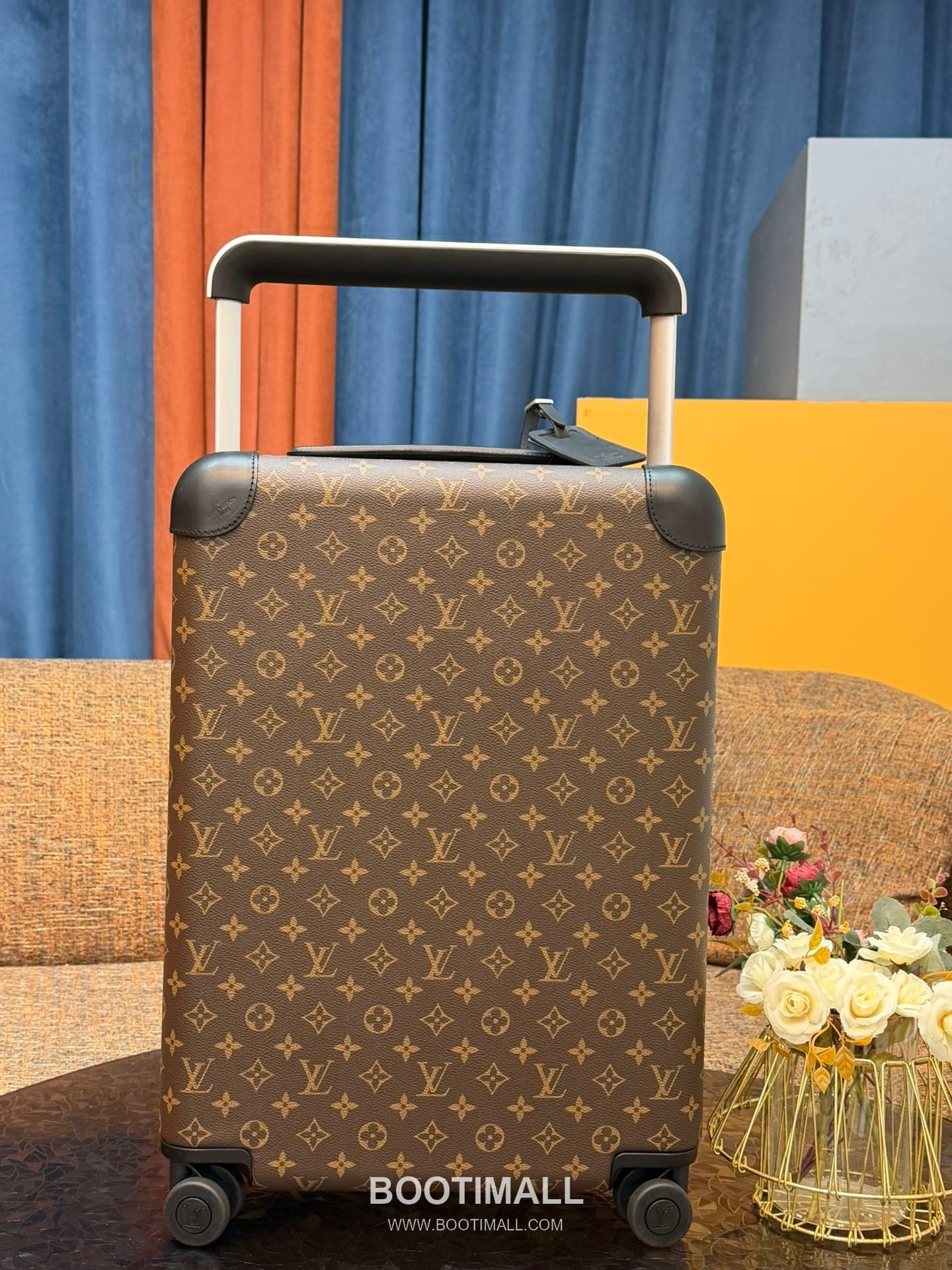 Louis Vuitton Trolley Monogram Canvas, Leather Brown Trolley Suitcase 루이비통 AM20294 트롤리 모노그램 캔버스, 가죽 브라운 트롤리 캐리어 1