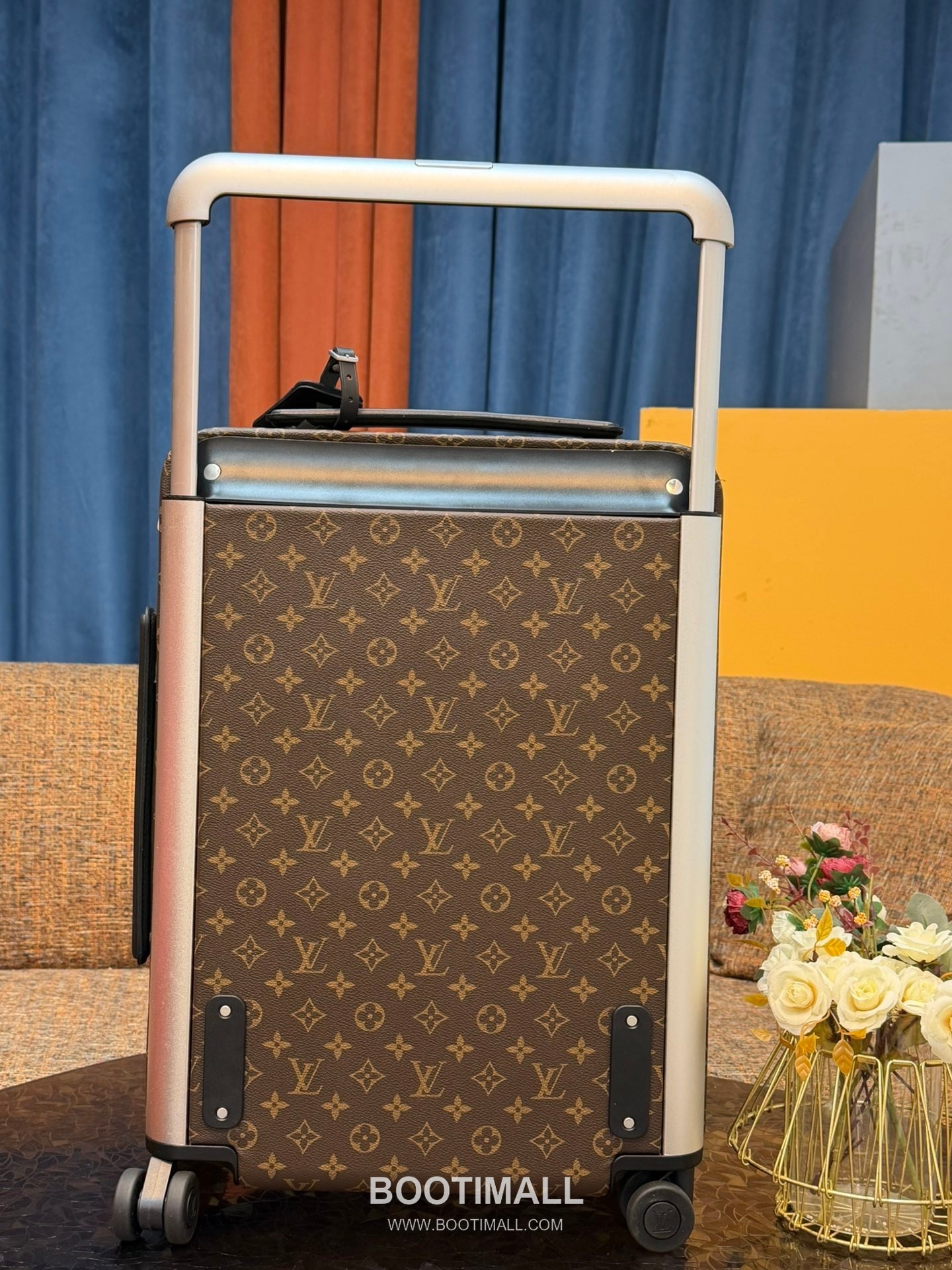 Louis Vuitton Trolley Monogram Canvas, Leather Brown Trolley Suitcase 루이비통 AM20294 트롤리 모노그램 캔버스, 가죽 브라운 트롤리 캐리어 2