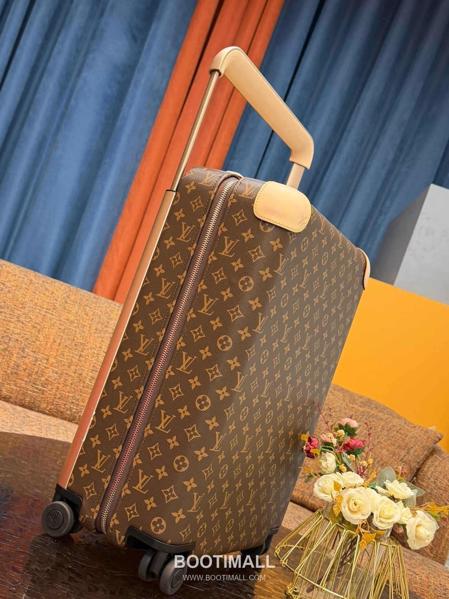 Louis Vuitton Trolley Monogram Canvas Brown Trolley Suitcase 루이비통 AM23203 트롤리 모노그램 캔버스 브라운 캐리어 3