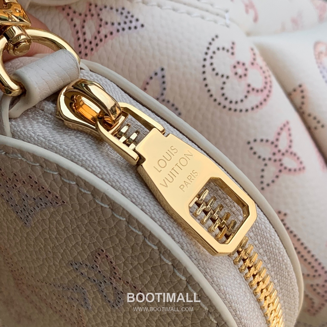 Louis Vuitton Bella Handbag Perforated Leather 루이비통 벨라 핸드백 M15114 퍼포레이티드 레더 22cm 6