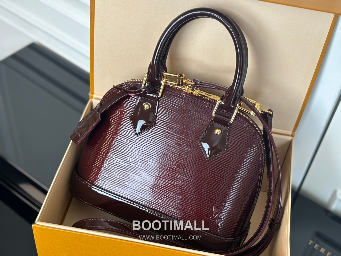 Louis Vuitton Alma BB Epi Leather Burgundy Top Handle Bag 루이비통 알마 BB M40301 에피 레더 버건디 토트백 23.5cm 1