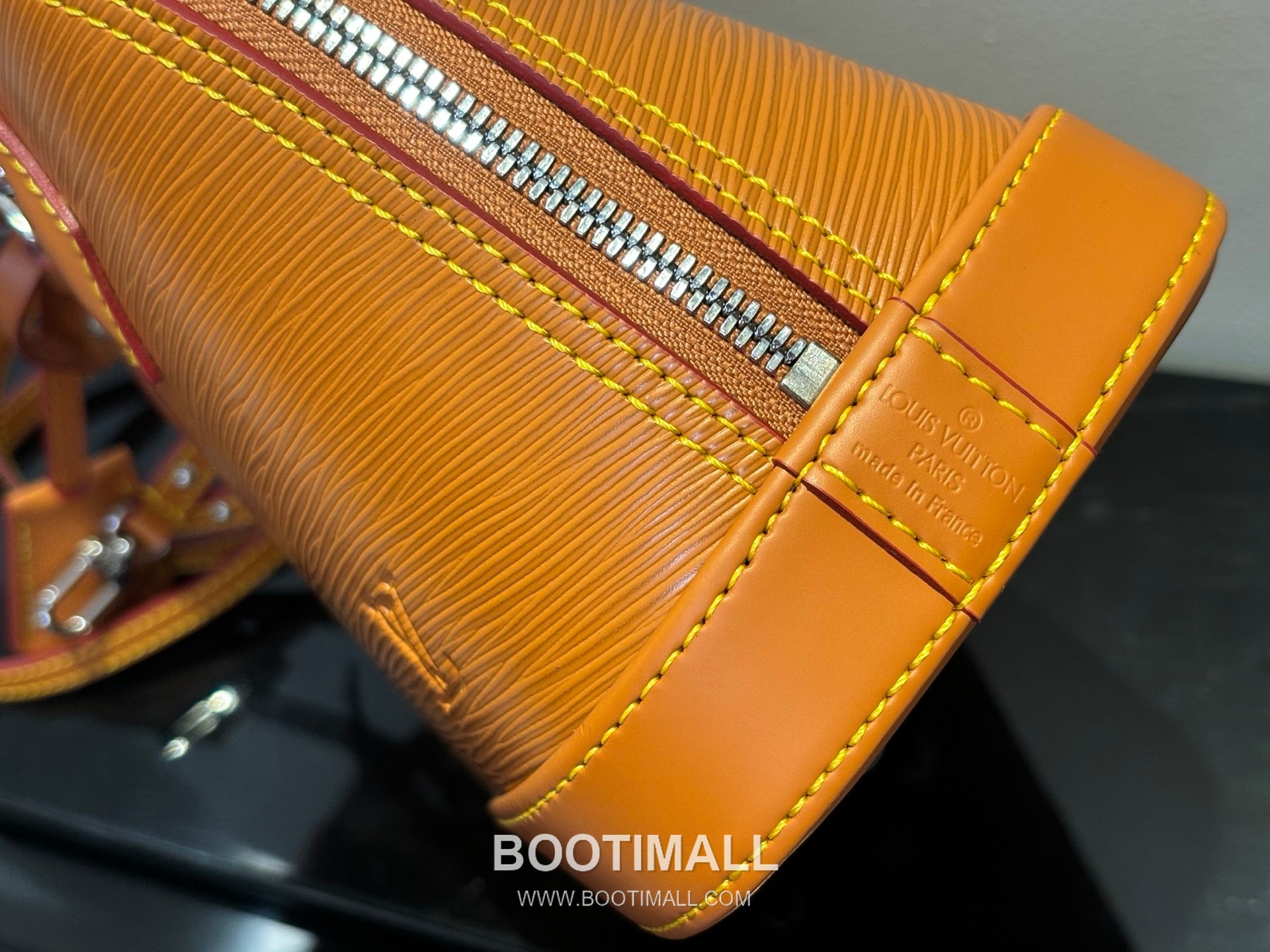 Louis Vuitton Alma BB Epi Leather Brown Top Handle Bag 루이비통 알마 BB M40301 에피 레더 브라운 토트백 25cm 6