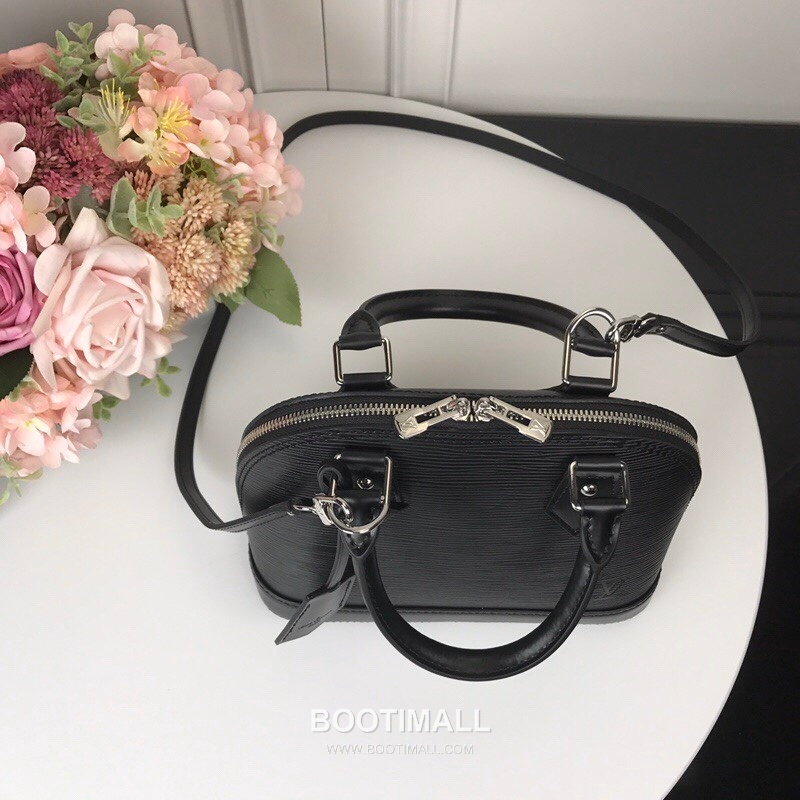Louis Vuitton Alma BB Epi Leather Top Handle Bag 루이비통 알마 BB M40301 에피 레더 탑핸들백 25cm 4